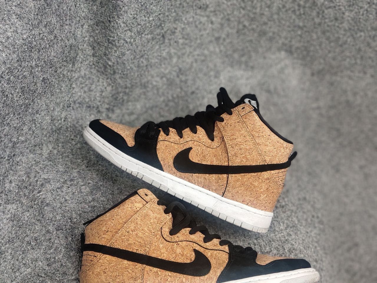 Nike Rare Nike SB Dunk High Premium SB Cork Authentic Sneakers Size US 10 / EU 43 - 5 Thumbnail