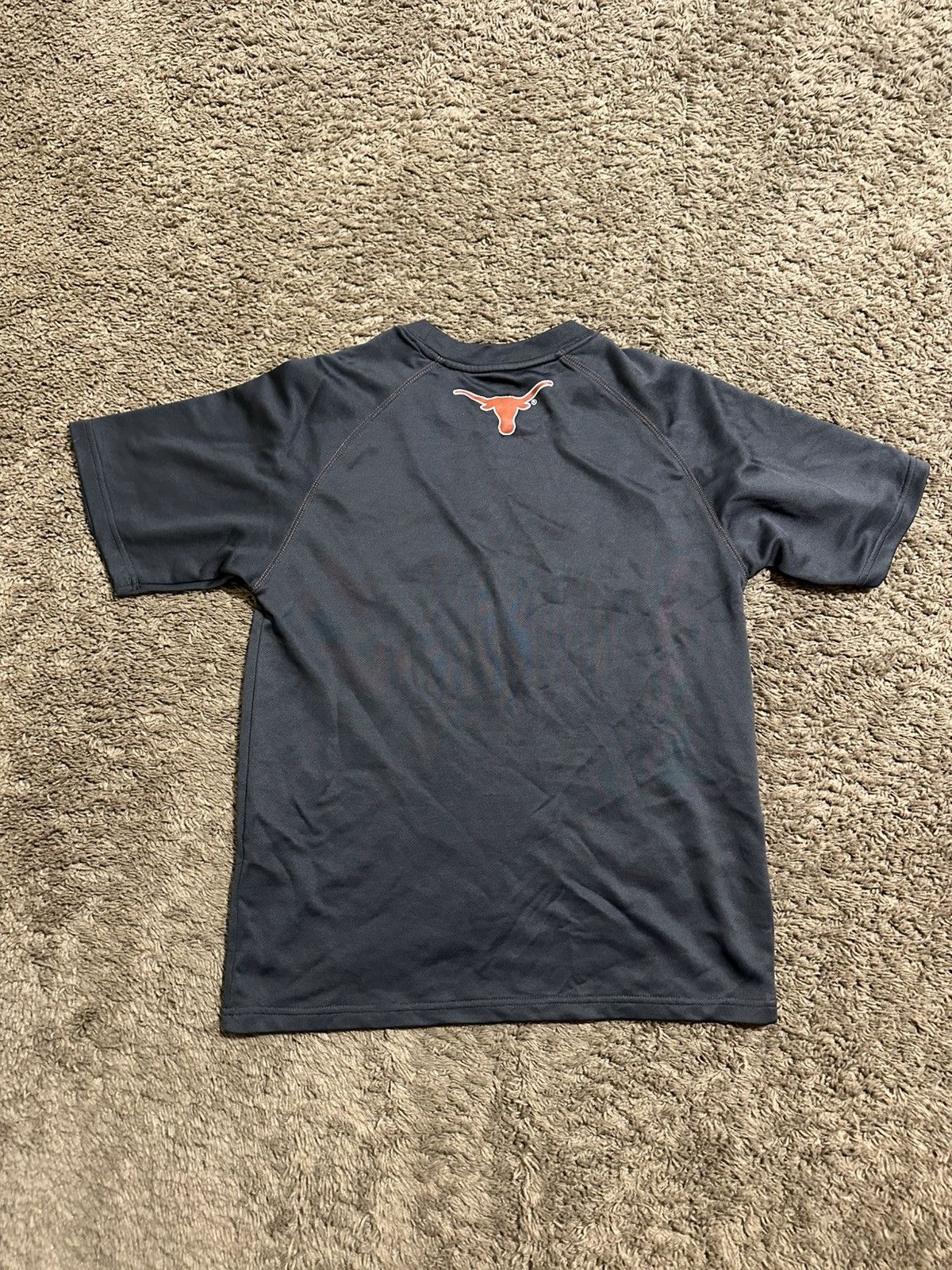 NCAA Vintage NCAA Texas University shirt 00s size medium Size US M / EU 48-50 / 2 - 6 Thumbnail