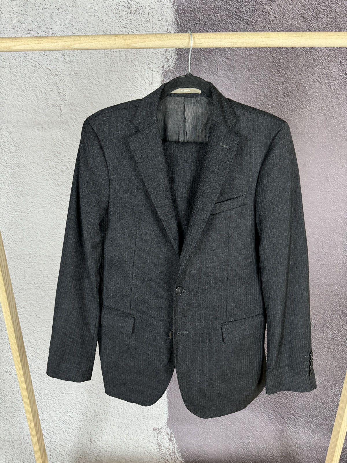 Paoloni Paoloni black graphite striped 2 button Quarantasei suit Size 36R - 1 Thumbnail