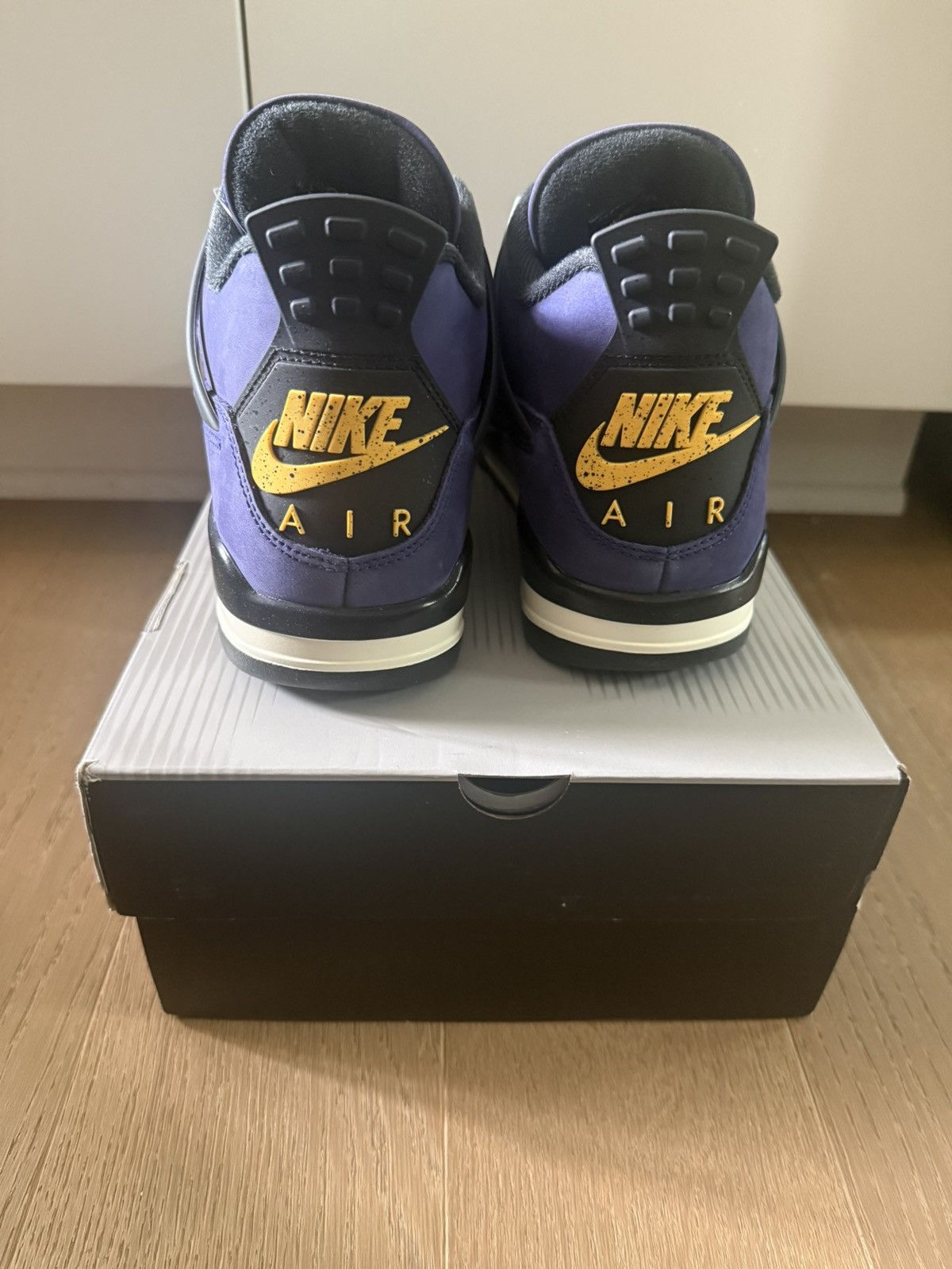 Jordan Brand Nike Air Jordan 4 Lakeshow Lakers FV5029-500 Men's Size 9 Size US 9 / EU 42 - 4 Thumbnail