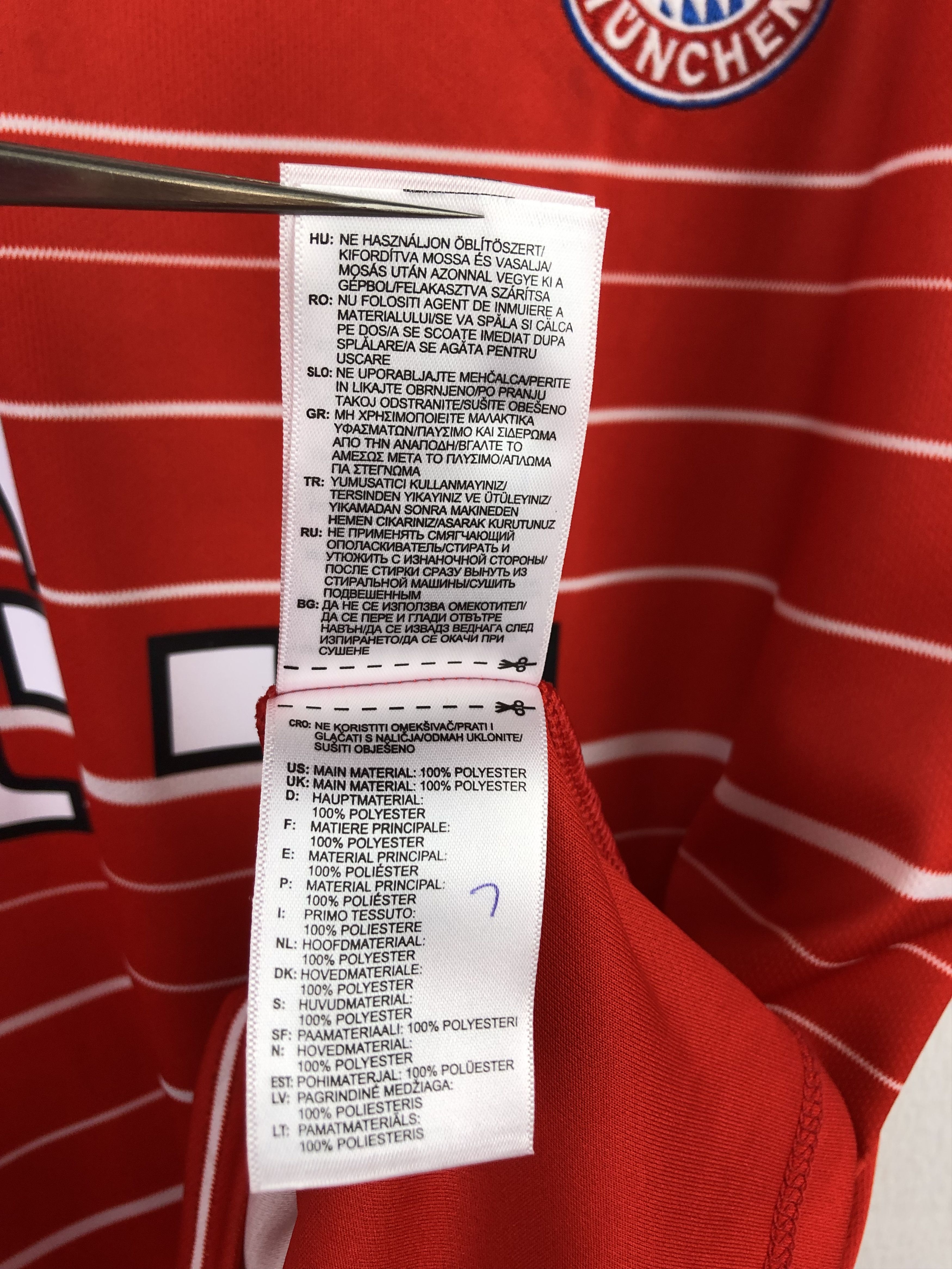 Adidas Bayern Munich football shirt 2022 #6 Kimmich Adidas Jersey Size US XXL / EU 58 / 5 - 13 Thumbnail