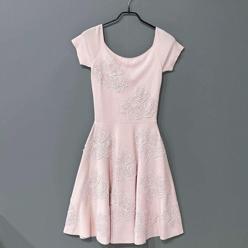 Dior Floral knitted dress 2503-Nextarrow