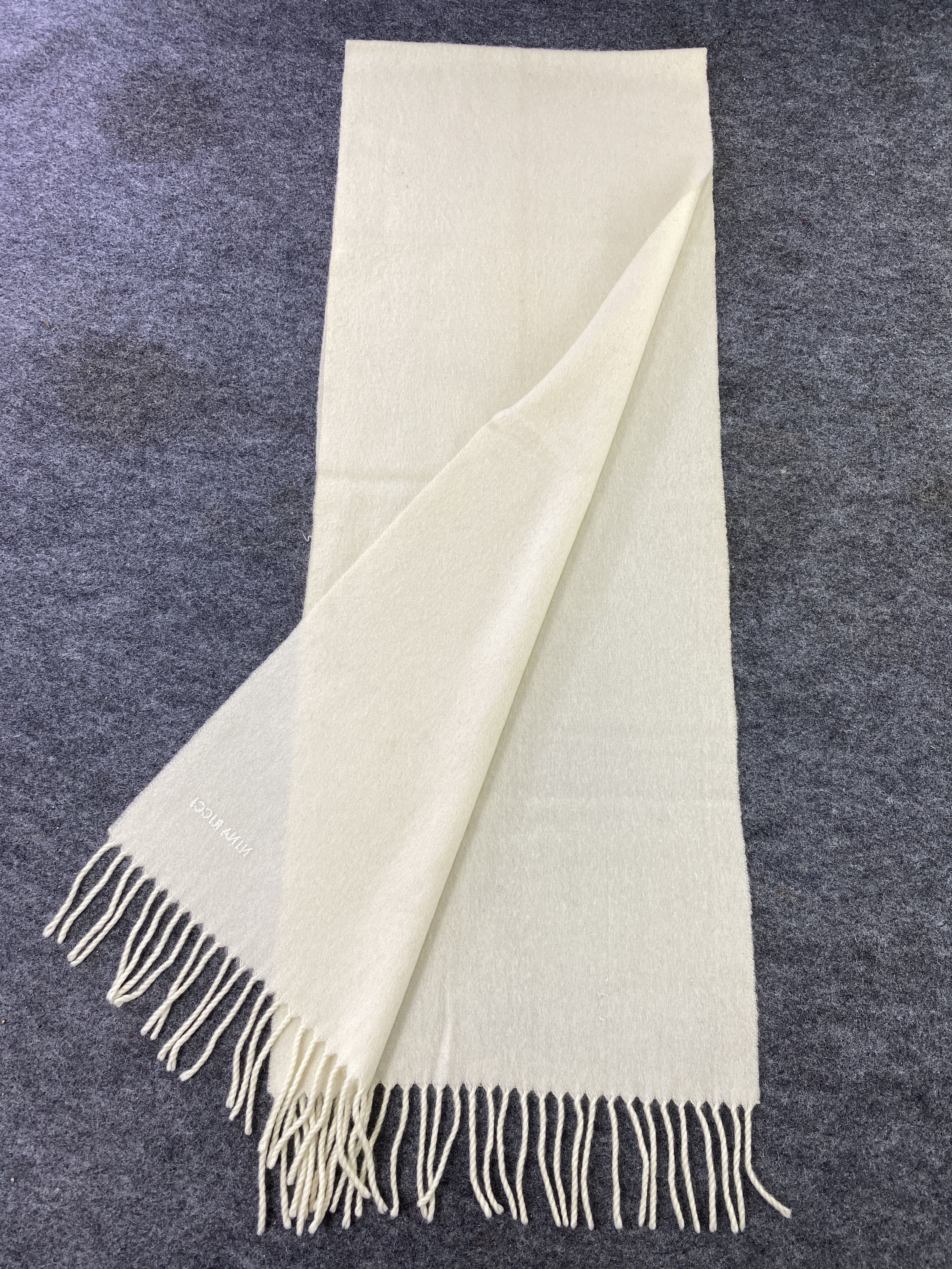Designer NINA RICCI Scarf / Muffler / Neckwear -T625 Size ONE SIZE - 3 Thumbnail