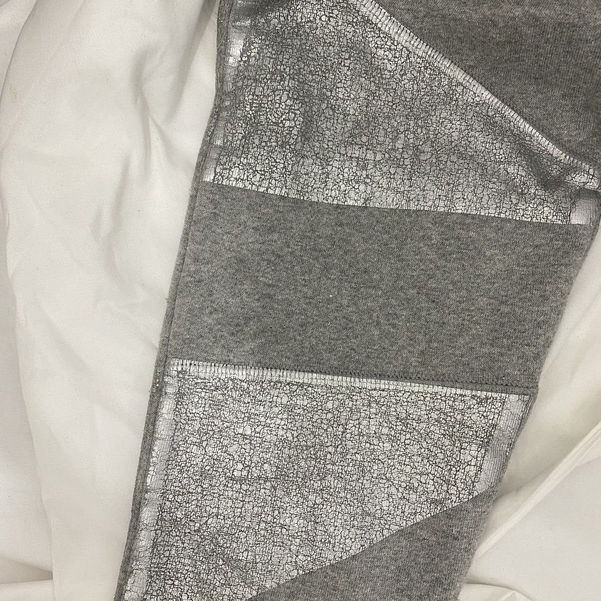 Bottega Veneta Bottega Veneta Sweatpants Size US 30 / EU 46 - 11 Thumbnail