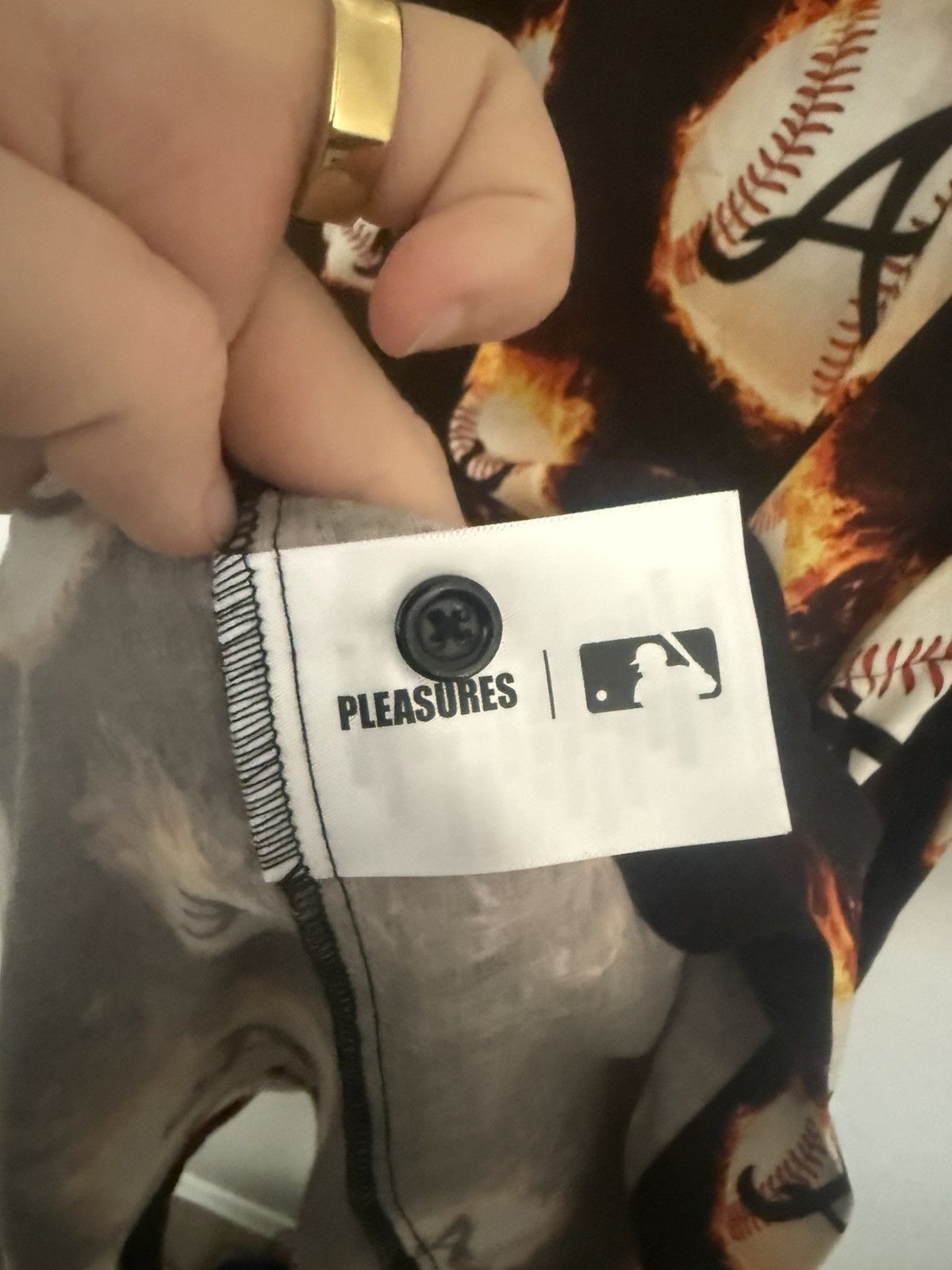 MLB × Pleasures AtlantaBraves PLEASURES Black Flame Fireball Button-Up Shirt Size US XXL / EU 58 / 5 - 5 Thumbnail