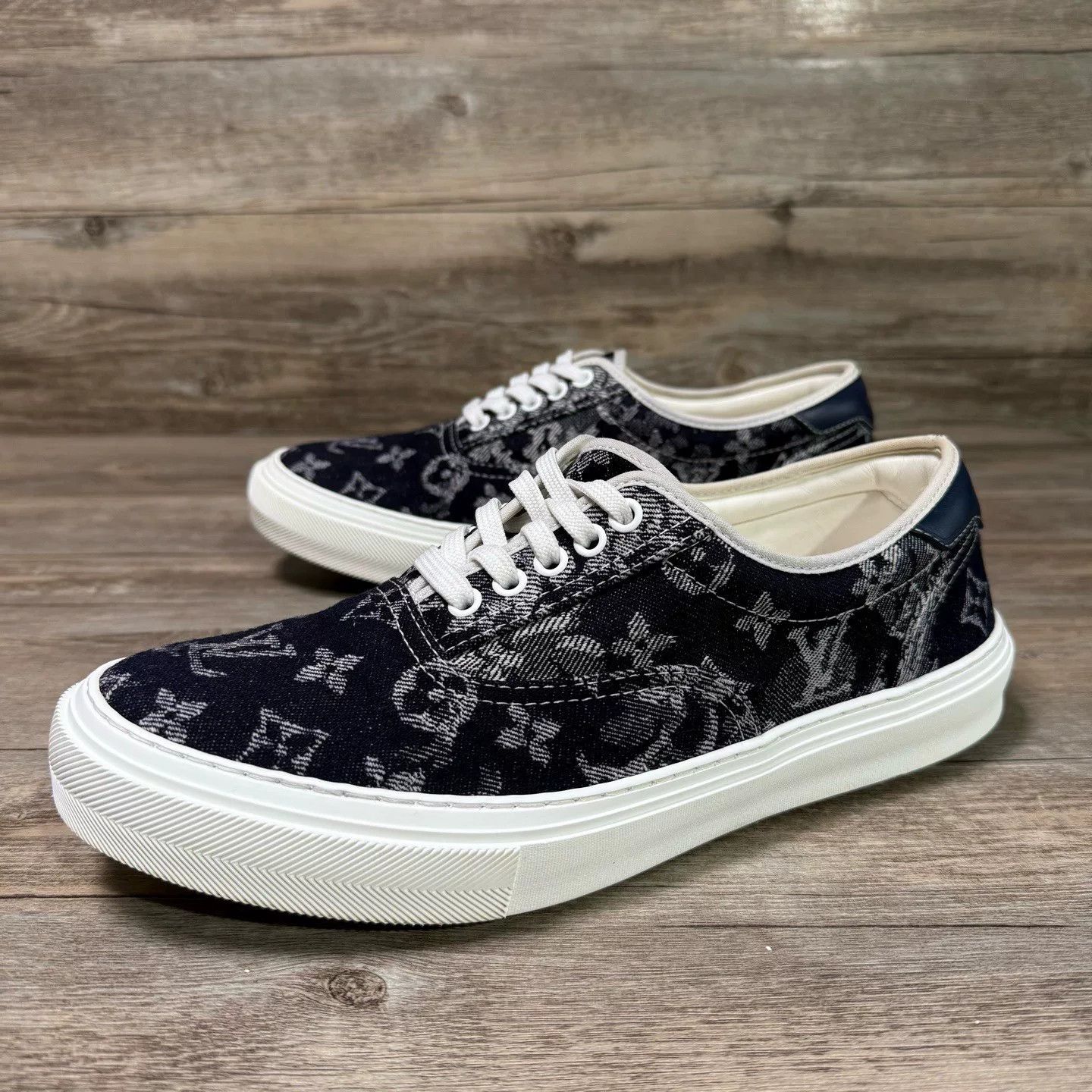 Louis Vuitton Multi Lowtop Sneakers 42 Men