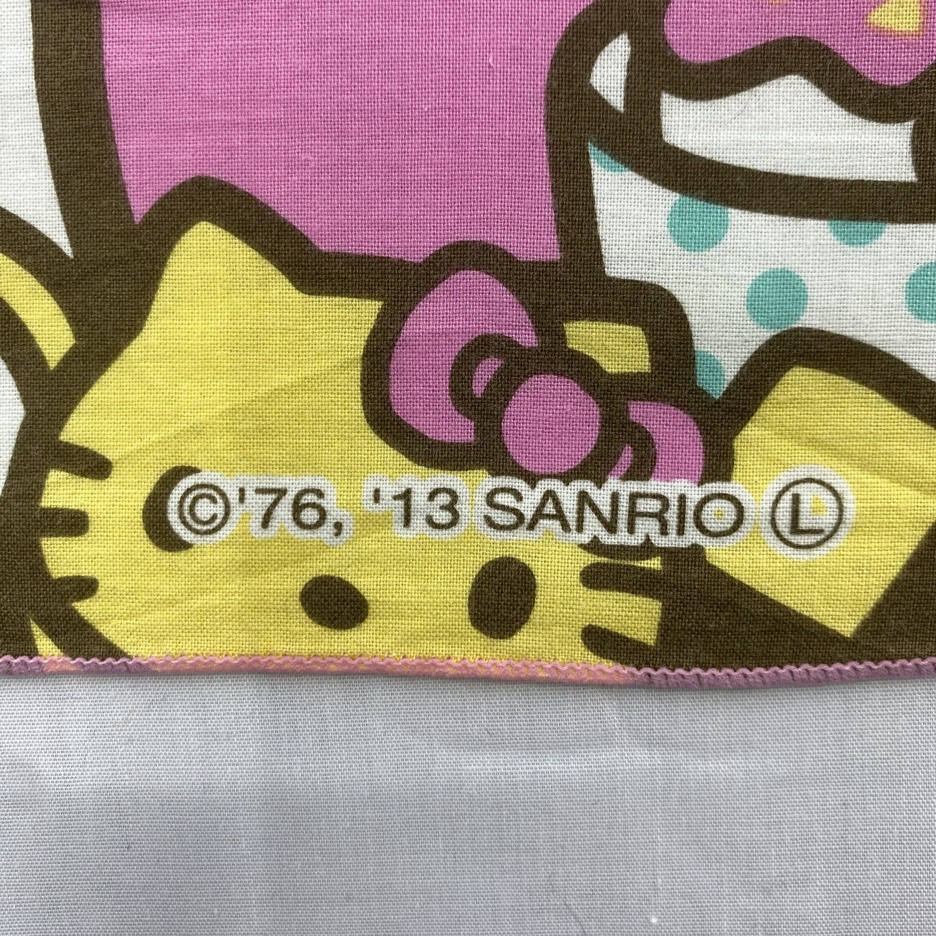 Japanese Brand Vintage Hello Kitty Handkerchief Neckerchief H165N Size ONE SIZE - 3 Thumbnail