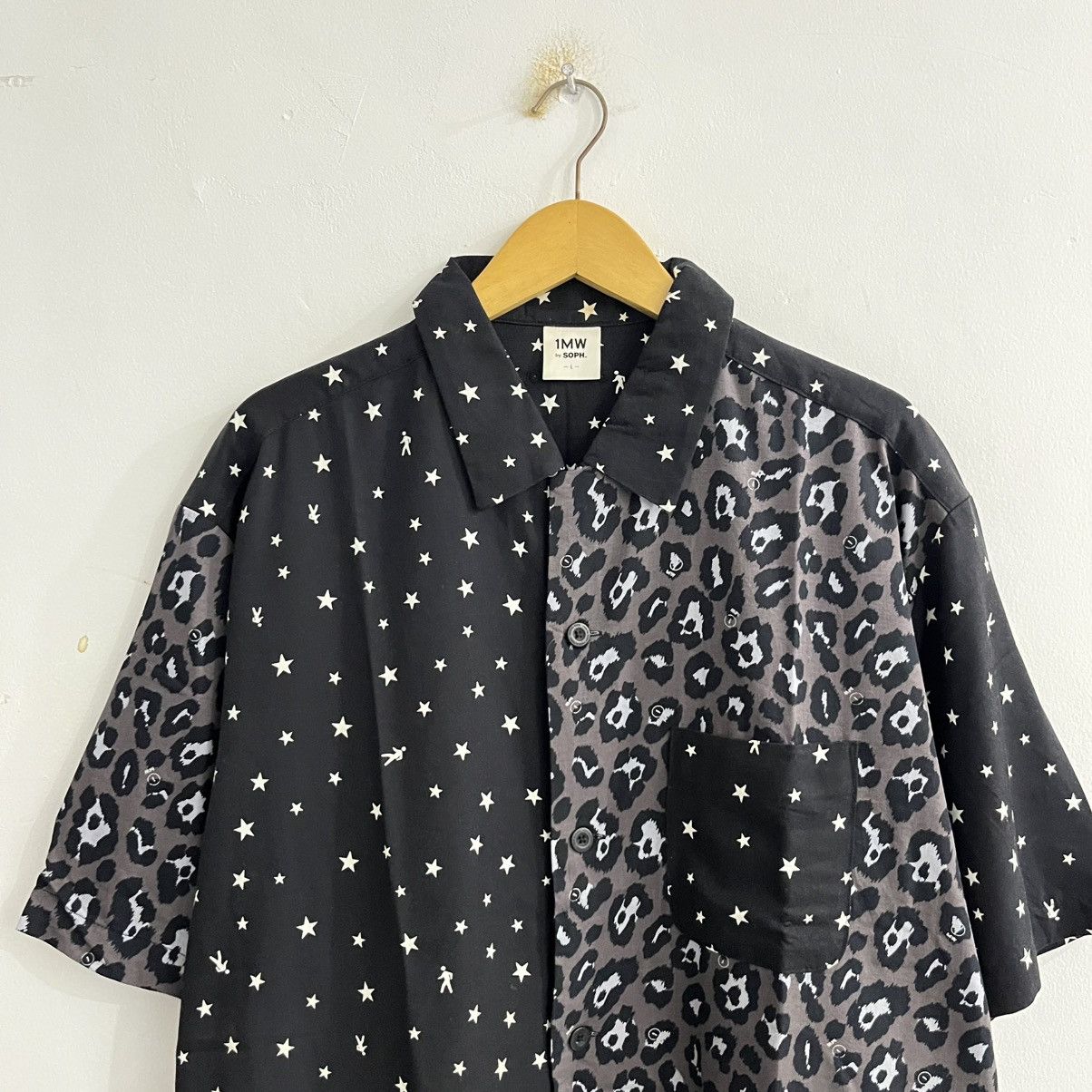 Japanese Brand GU By Soph Leopard pattern Button Up Shirt Size US L / EU 52-54 / 3 - 2 Thumbnail