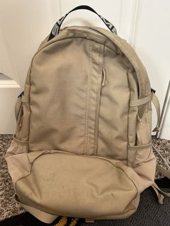 Supreme ss18 hotsell tan backpack