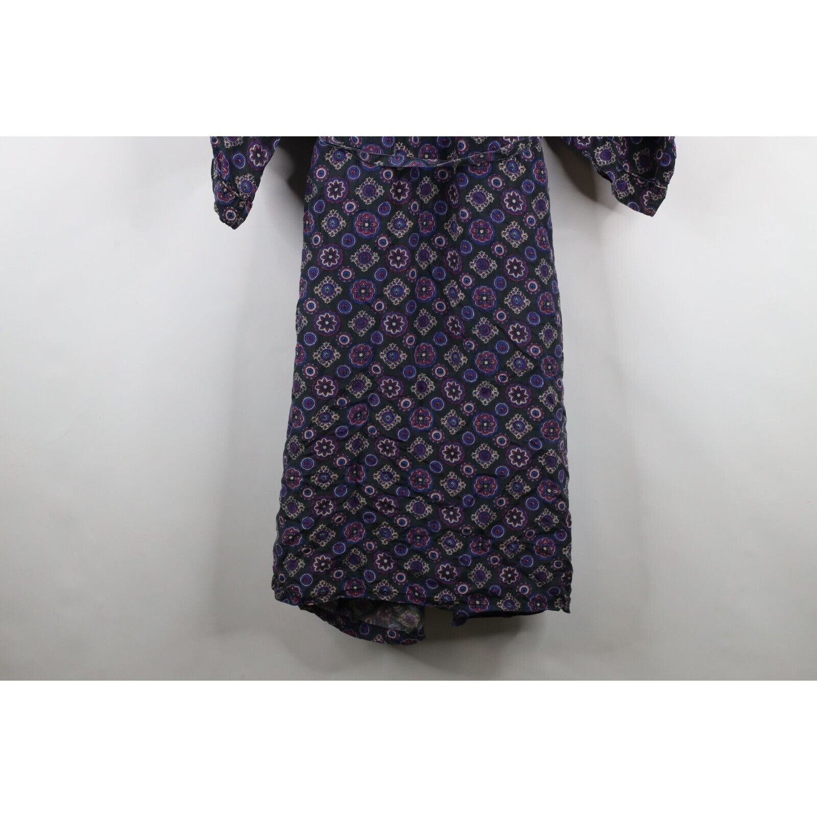 Vintage Vintage 90s Streetwear Mens One Size Faded Belted Geometric Size US L / EU 52-54 / 3 - 18 Thumbnail