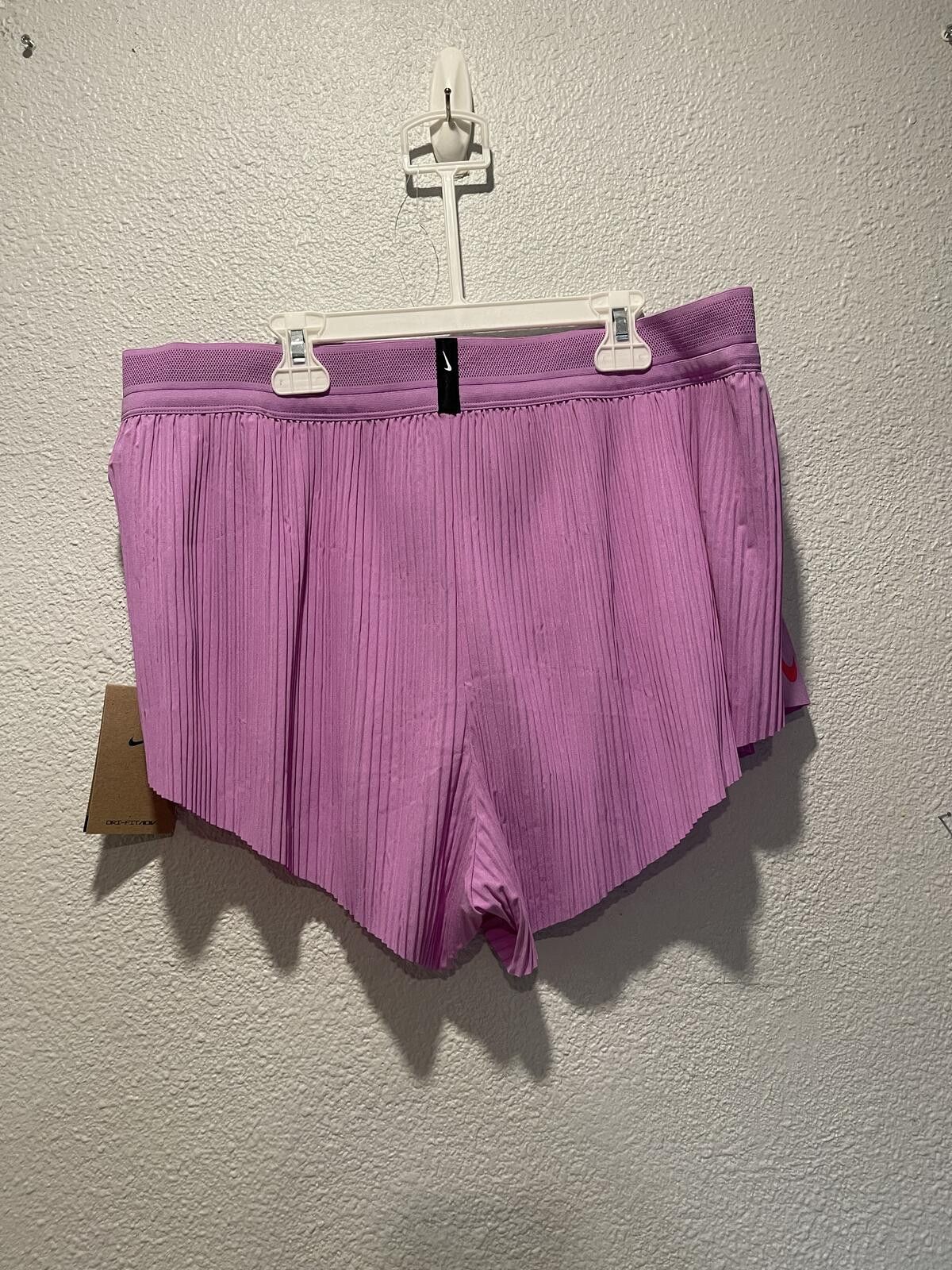 Nike Nike Women's Running Shorts XL Purple with Green Swoosh Size 40" / US 18 - 1 Thumbnail
