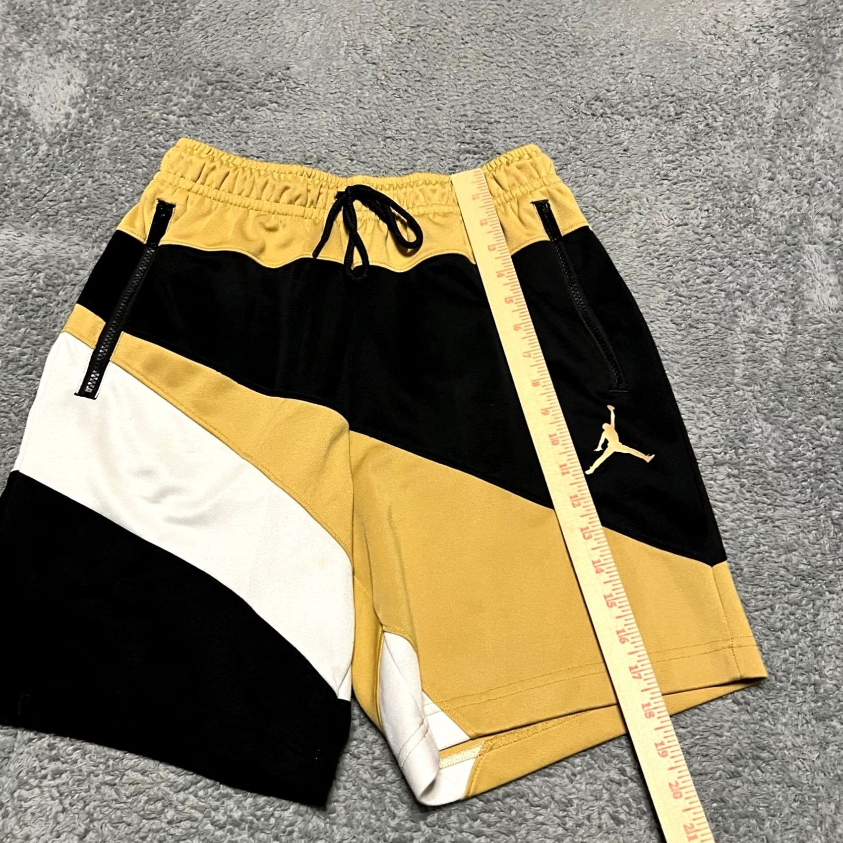 Jordan Brand Jordan Jumpman Tricot Wave Shorts Mens Small Black Gold Colorblock Zip Pockets Size US 29 - 6 Thumbnail