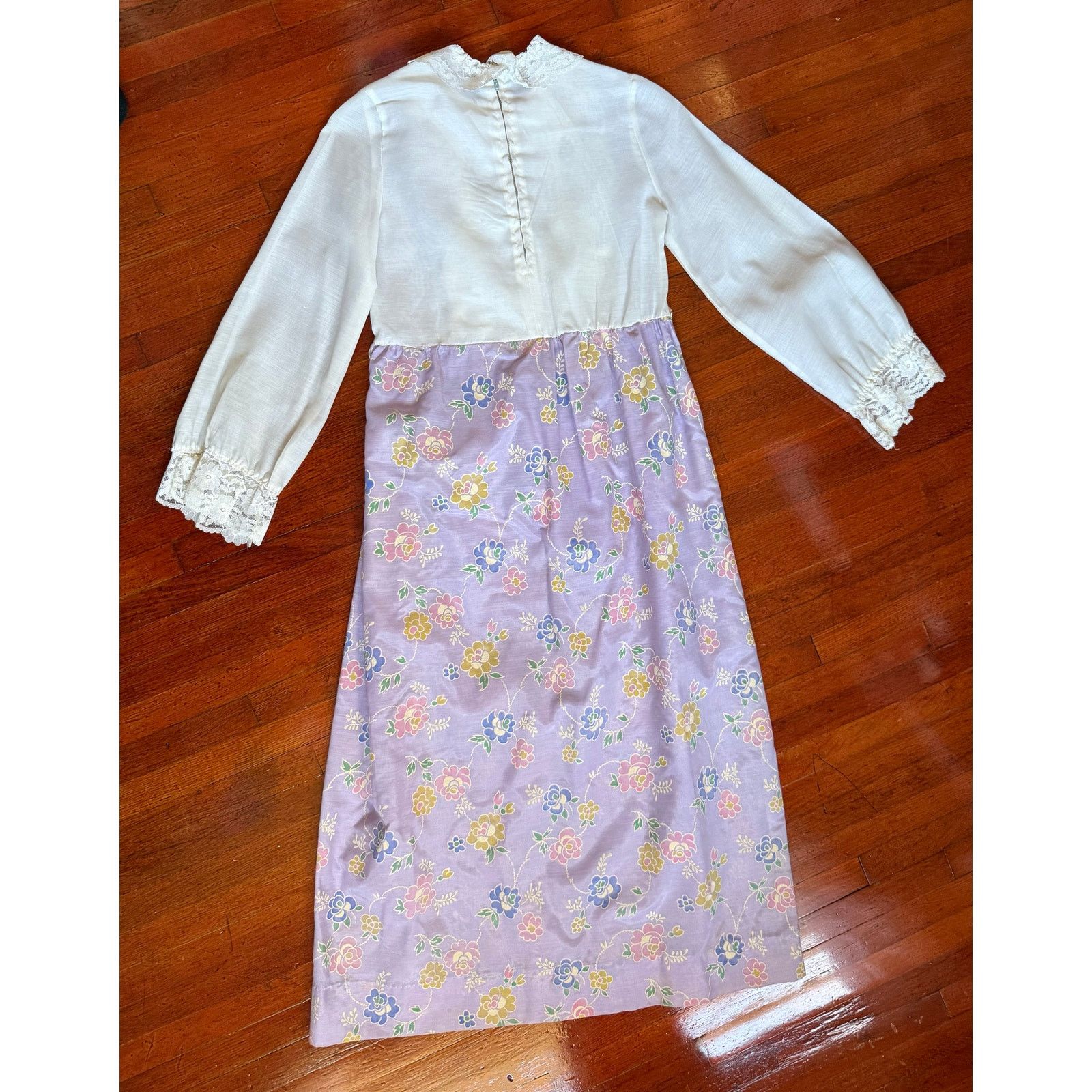 Vintage 50s Handmade White Lavender Lace Floral Prairie Dress XXS Size XS / US 0-2 / IT 36-38 - 2 Thumbnail