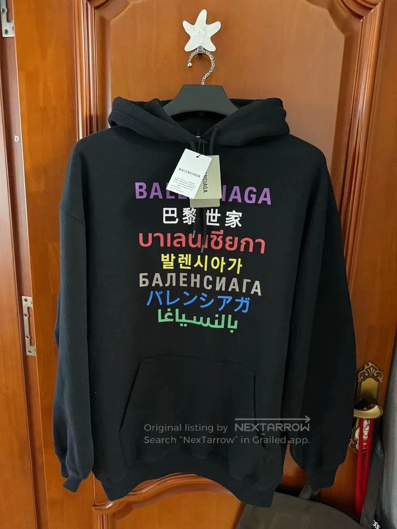 Balenciaga Balenciaga Seven Language Hoodie XS. Size US XS / EU 42 / 0 - 1 Thumbnail