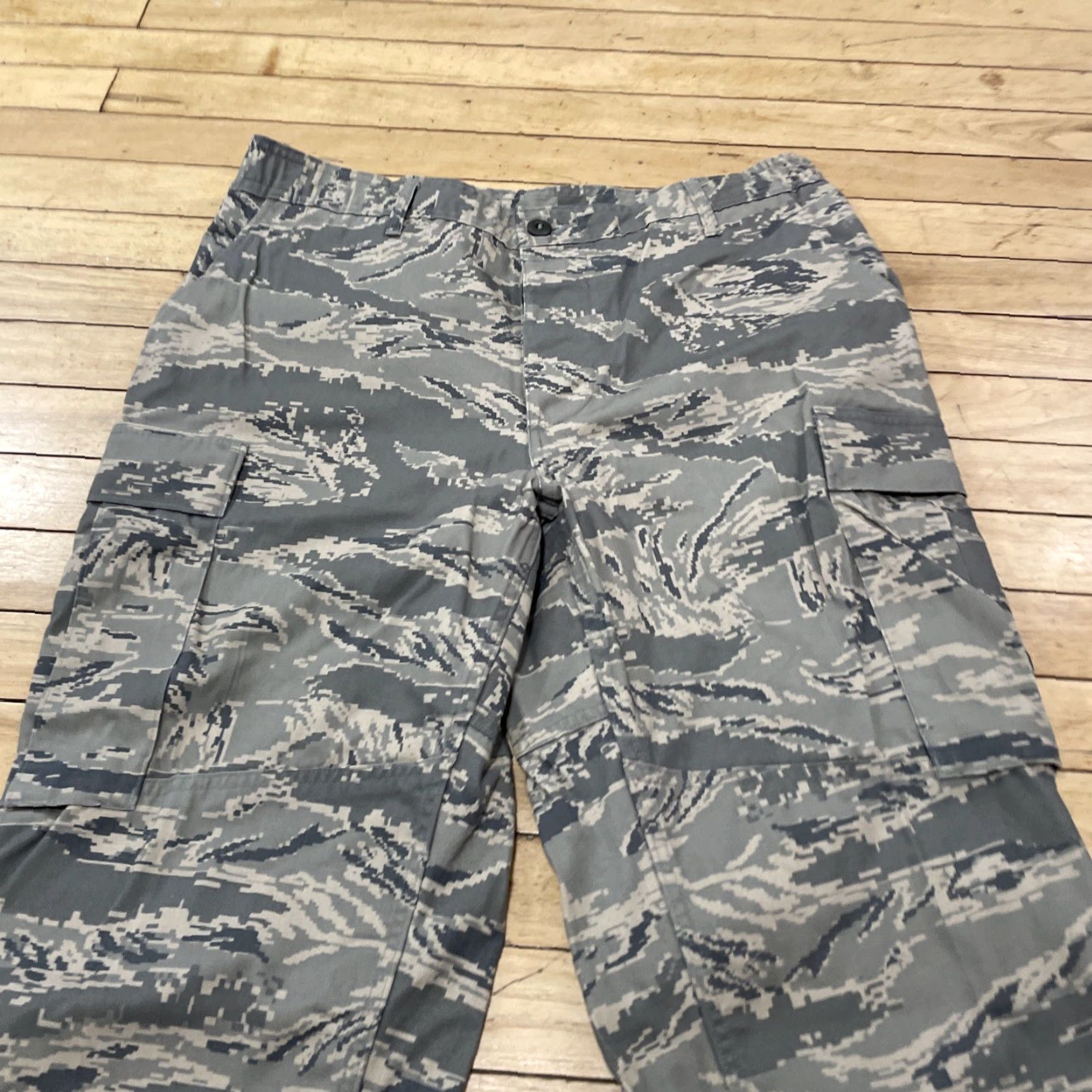 Propper Propper Cargo Pants Men 36 Regular Cargo Pants Camouflage Green 36x32 USA Army Workwear Regular Mens Tie-Back Size US 36 / EU 52 - 3 Thumbnail