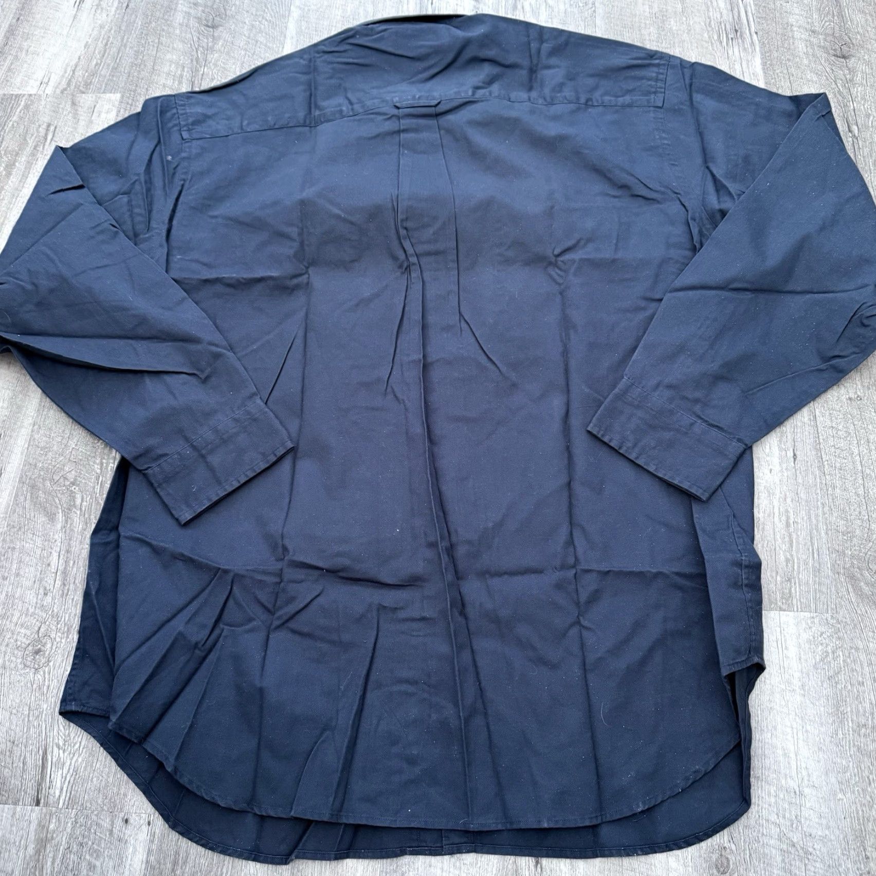 Roundtree & Yorke Roundtree & Yorke Shirt Mens XL Navy Blue Peached Twill Long Sleeve Button-Up NEW Size US XL / EU 56 / 4 - 5 Thumbnail
