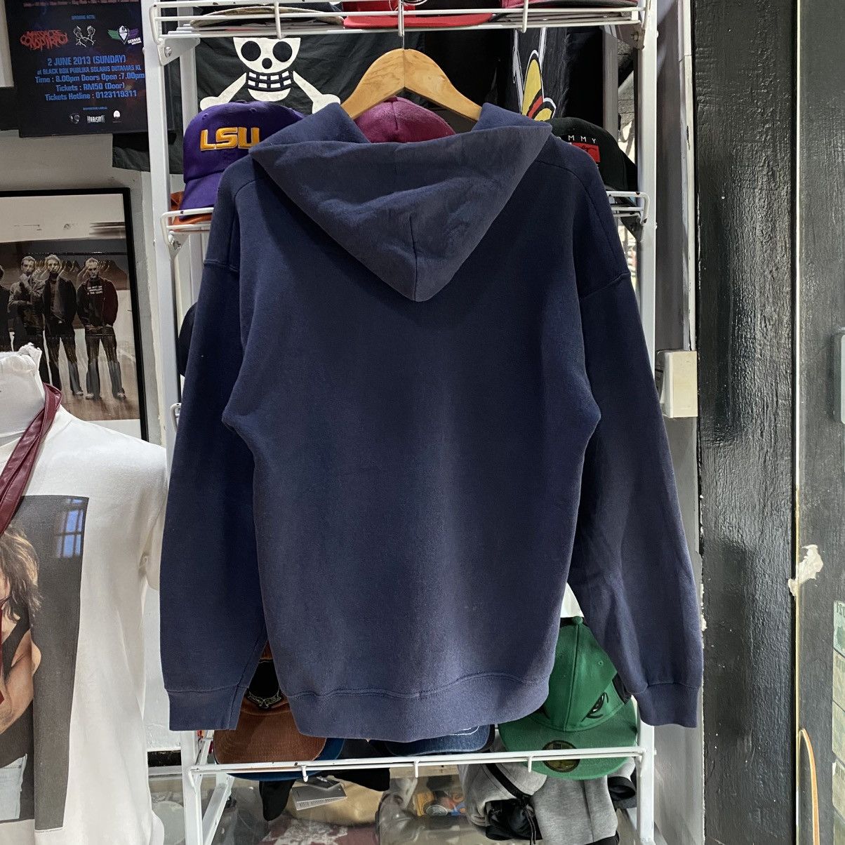 Independent Truck Co. × Vintage VINTAGE 90s INDEPENDENT TRUCK CO HOODIE Size US M / EU 48-50 / 2 - 2 Thumbnail