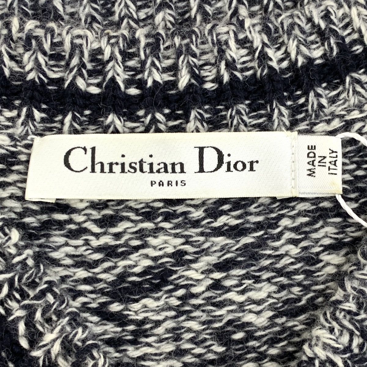 Dior Dior Letter Logo Wool V-neck Sleeveless Knit Waistcoat K26WX Size XXS / US 00 / IT 34 - 6 Thumbnail