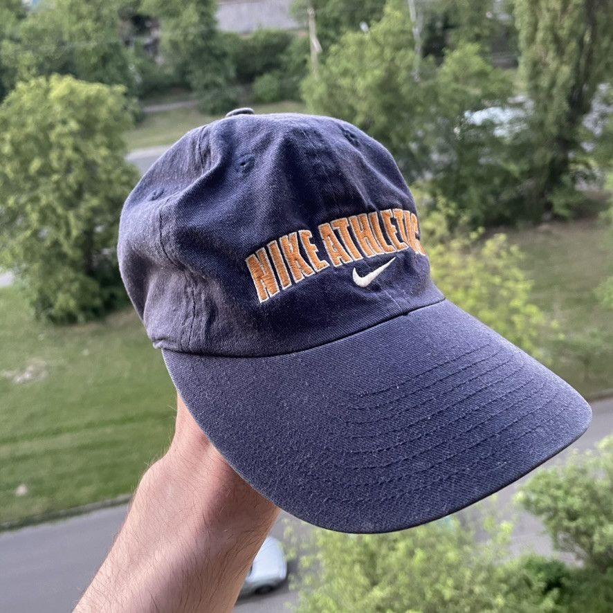 Nike Nike cap hat vintage 90s navy faded distessed Size ONE SIZE - 2 Thumbnail