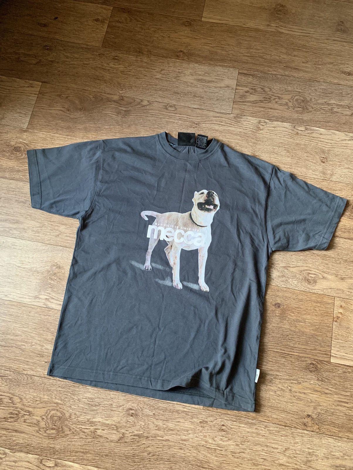 Mecca × Vintage Vintage Y2K Mecca Jeans Co Embroidered Graphic Tee Size US M / EU 48-50 / 2 - 2 Thumbnail