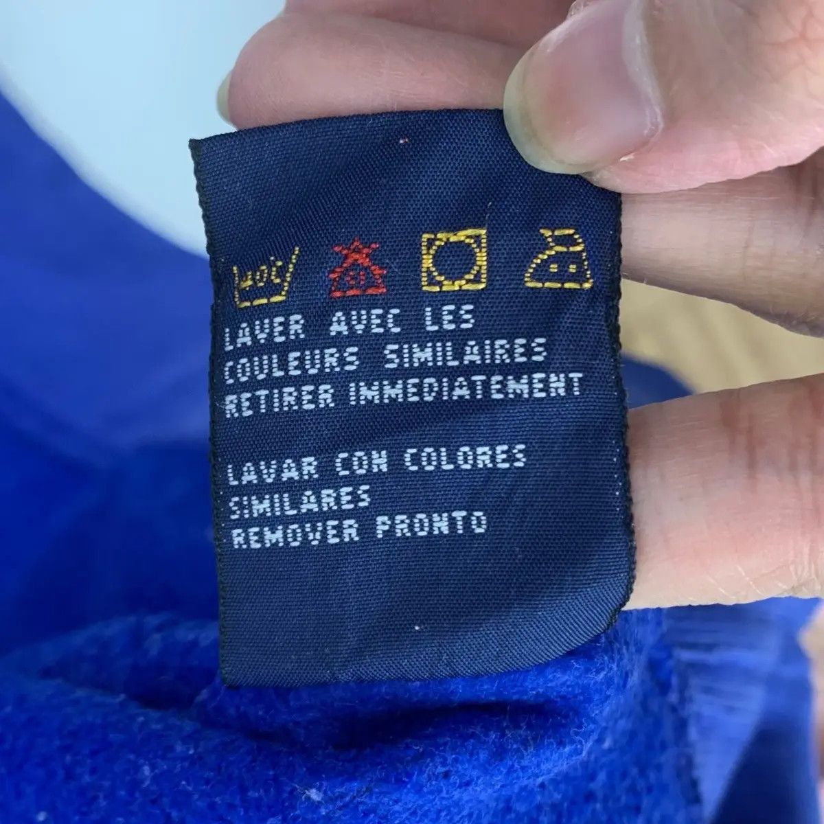 Tommy Hilfiger Vintage TOMMY HILFIGER Stock Logo Sailing Gear Saipan Size US M / EU 48-50 / 2 - 7 Thumbnail