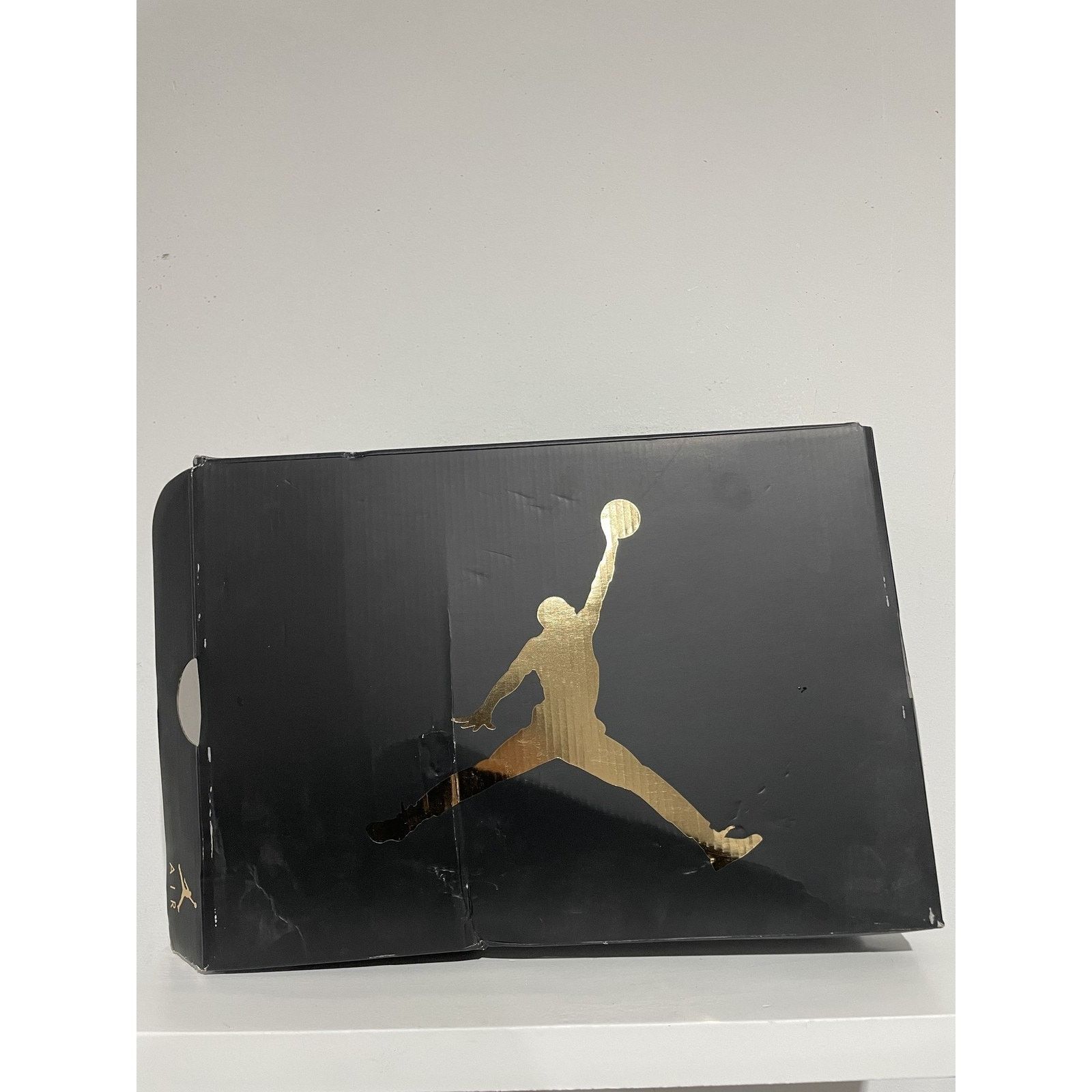 Jordan Brand JORDAN 3 RETRO BLACK CEMENT GOLD SIZE 10.5 (12W) NEW Size US 10.5 / EU 43-44 - 2 Thumbnail