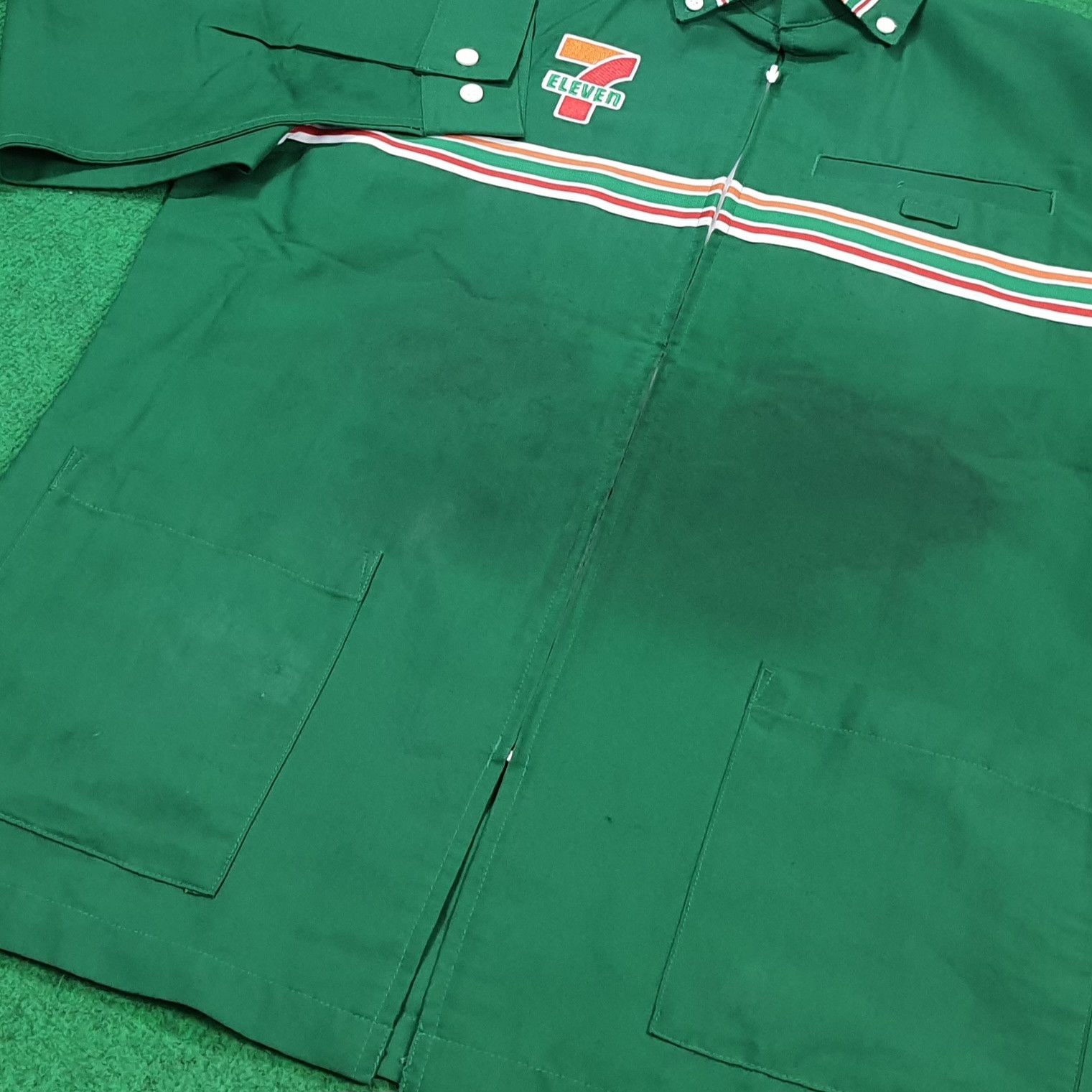 Japanese Brand Vintage 7-Eleven Japan Worker Uniform Zipper Jacket E1A20 Size US M / EU 48-50 / 2 - 10 Thumbnail