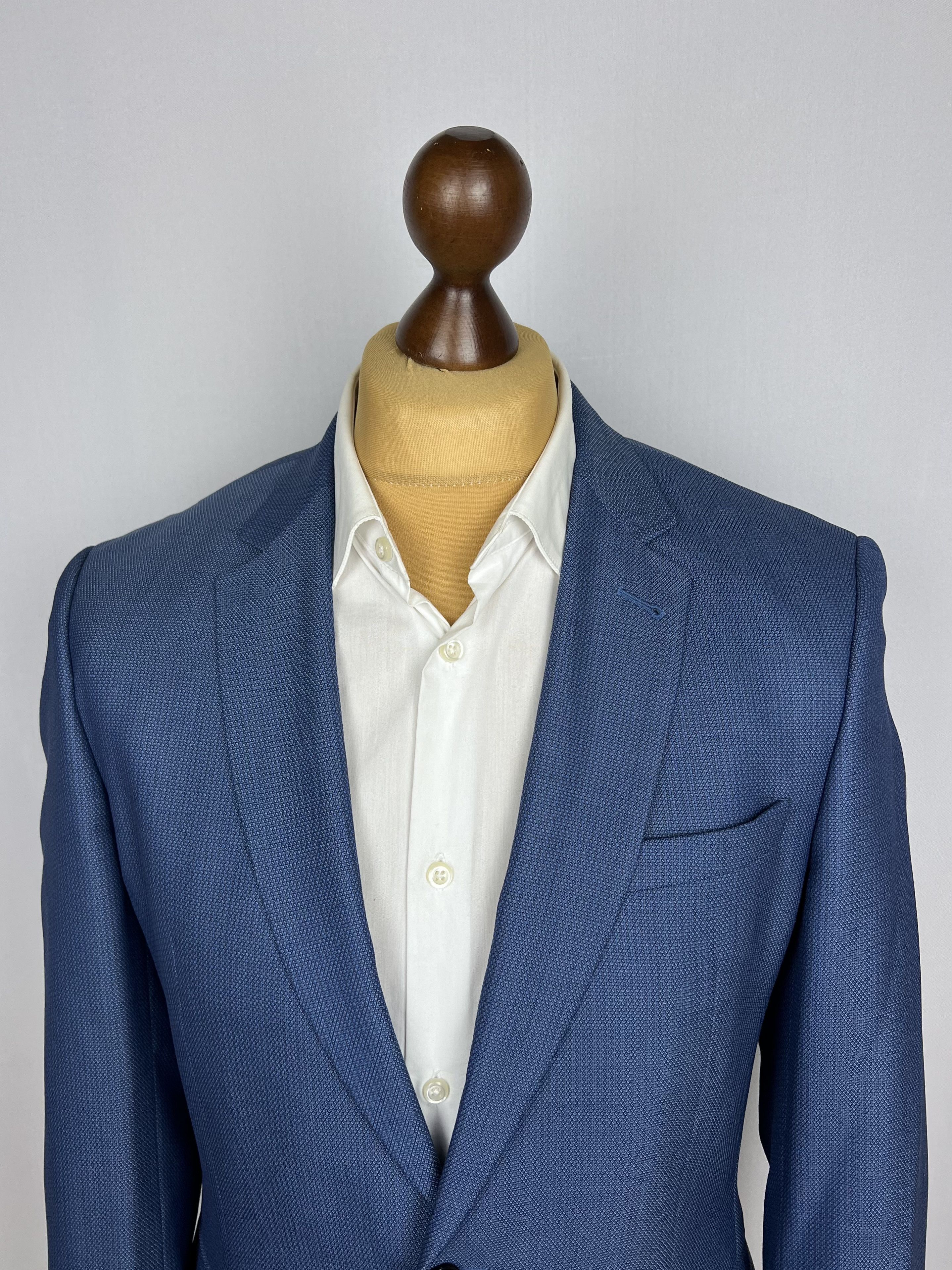 Other CACHAREL Lane Bugella Wool Blend Solid 2 Piece Classic Suit Size 38R - 5 Thumbnail