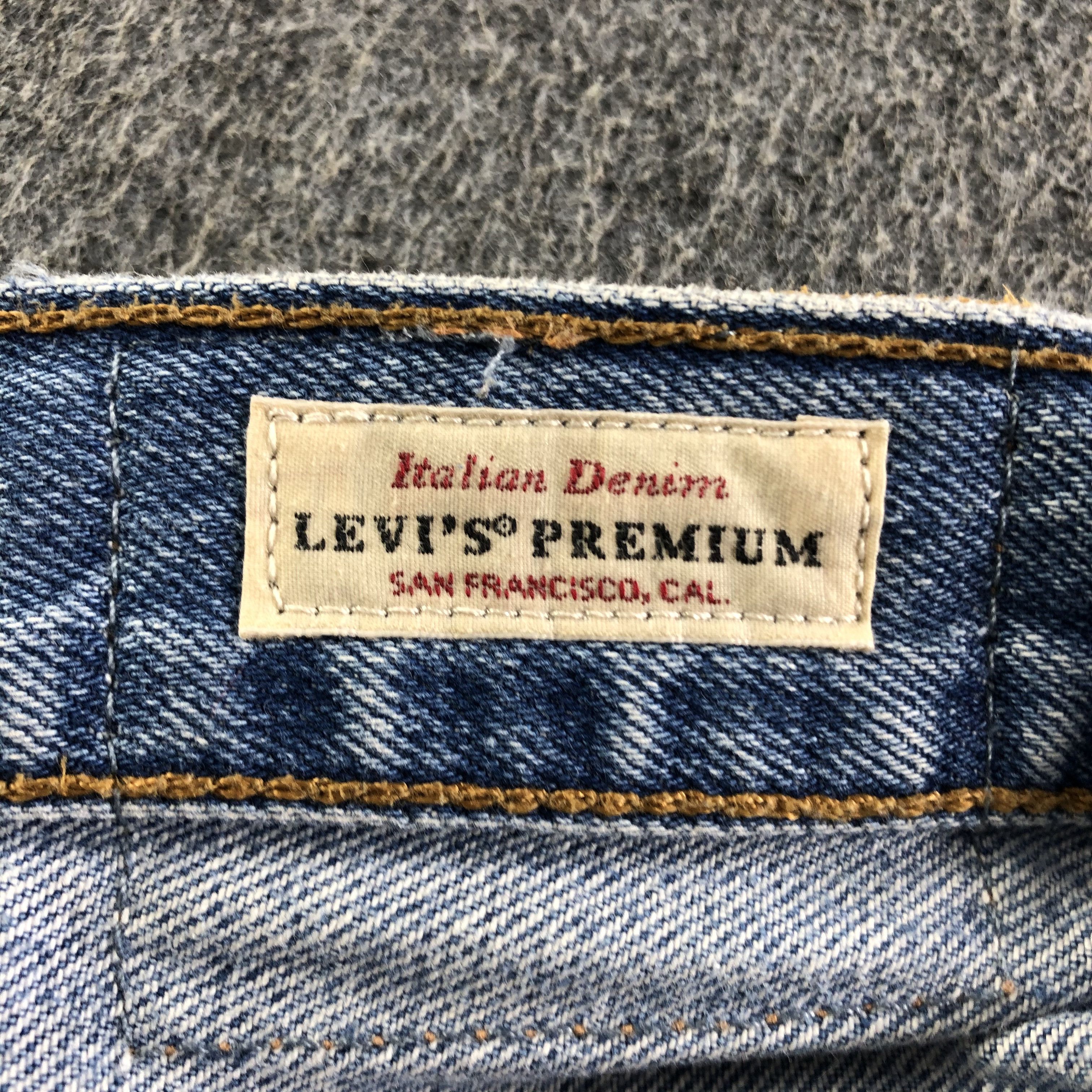 Levi's Vintage Blue Wash Levis 501 Jeans-J3408 Size US 31 - 9 Thumbnail