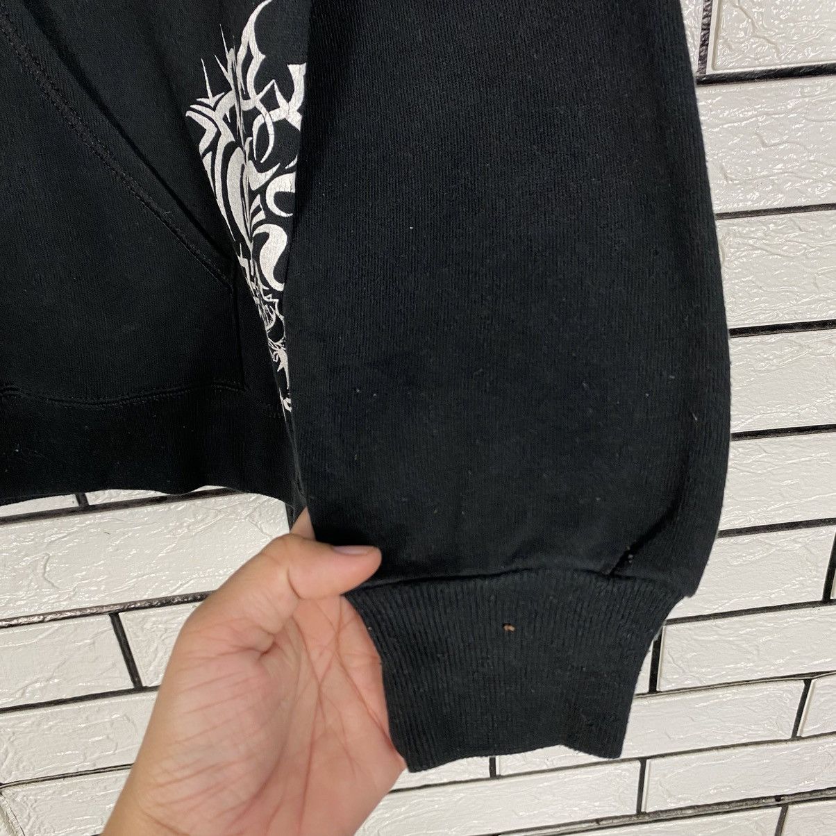 Japanese Brand Tribal Graphic Hoodie Black Goth Y2K Streetwear Size US L / EU 52-54 / 3 - 14 Thumbnail