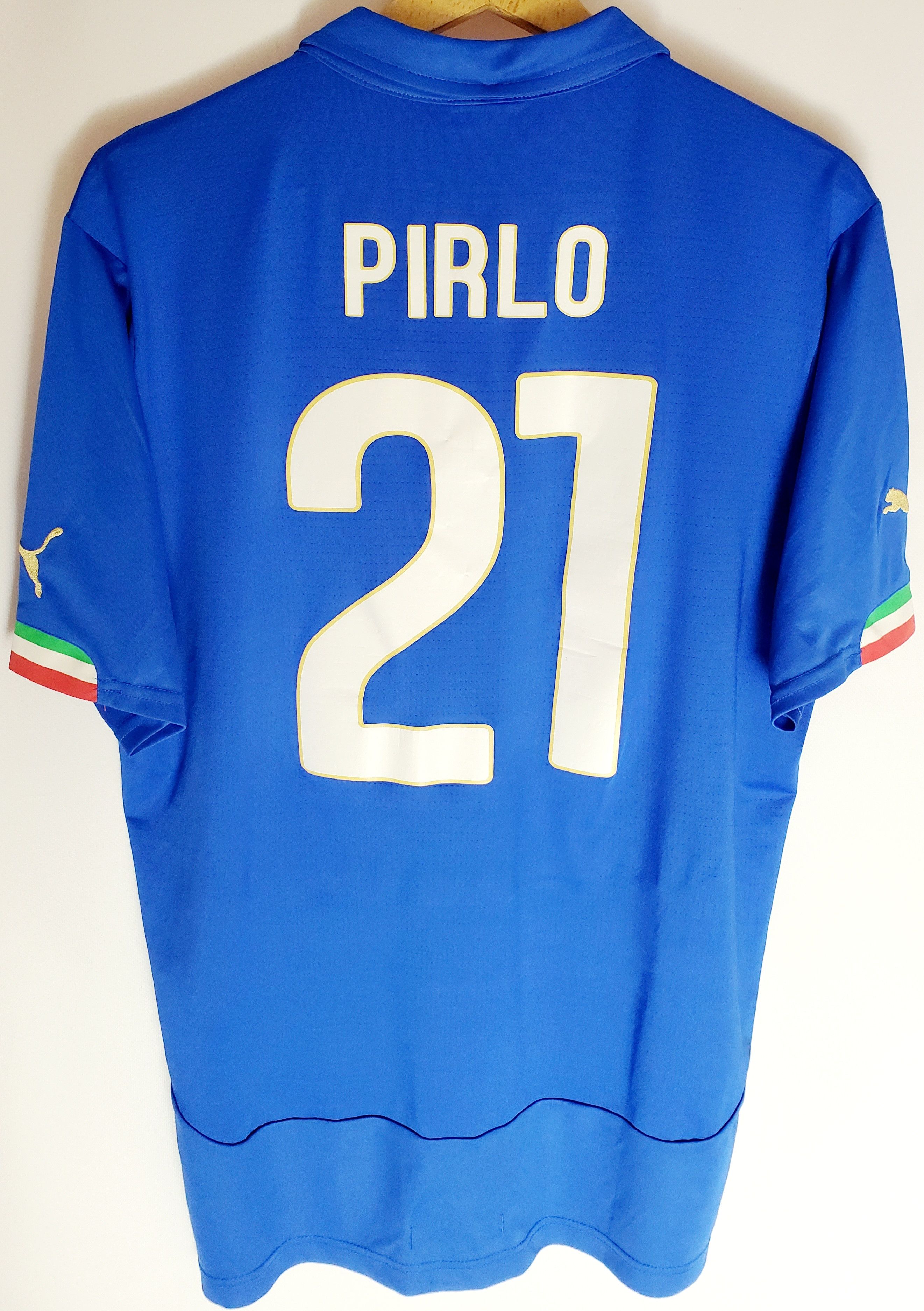 Puma Authentic Andrea Pirlo Italy 2014 World Cup Jersey perfect Size US L / EU 52-54 / 3 - 2 Thumbnail