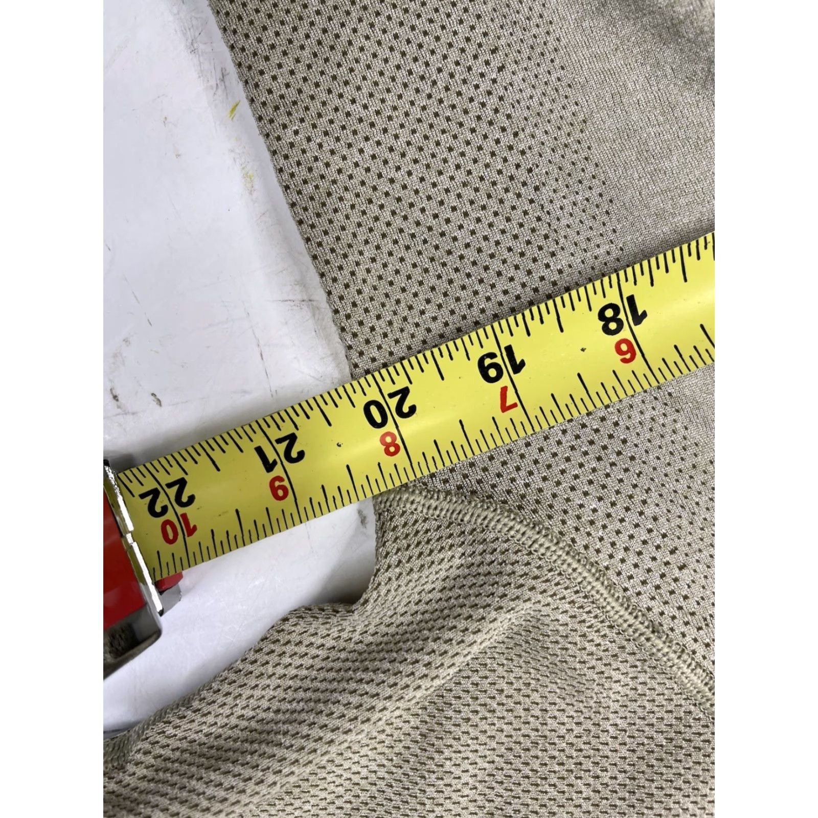 Lululemon Lululemon Metal Vent Tech Shirt City Beige L Size US L / EU 52-54 / 3 - 5 Thumbnail