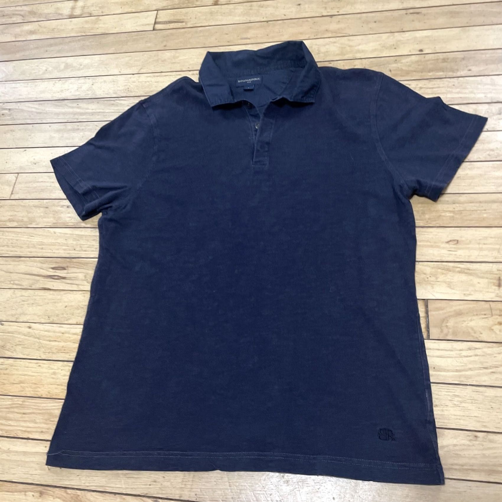 Banana Republic Banana Republic Polo Shirt Men L Navy Blue Light Button Business Casual Golf 42" Buttoned Polo Shirt Navy Blue Logo Classic Modern Preppy 42" Mens Size US L / EU 52-54 / 3 - 2 Thumbnail