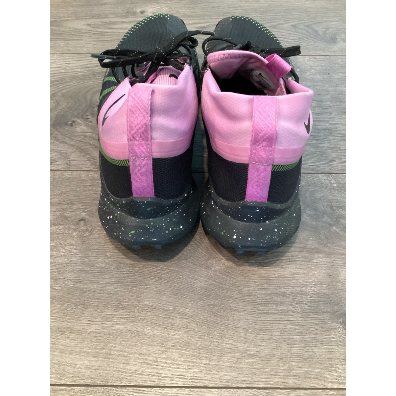 Nike Nike React Pegasus 4 Trail GTX Black Magenta Women Size 9 Sneaker Nike React Trail 4 NBY FN7102-010 Size US 9 / IT 39 - 3 Thumbnail