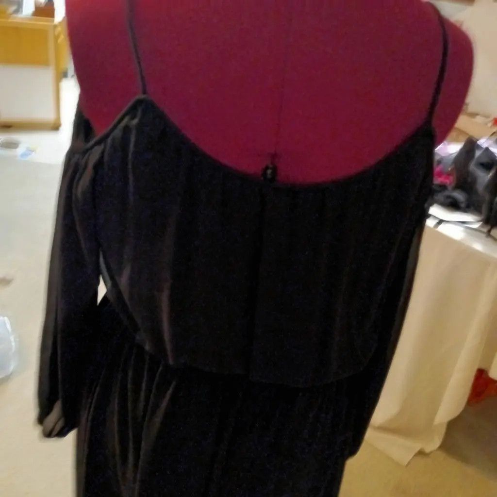 Calvin Klein Calvin Klein Black Cold-Shoulder Maxi Dress – Size L (NWT) Size L / US 10 / IT 46 - 4 Thumbnail