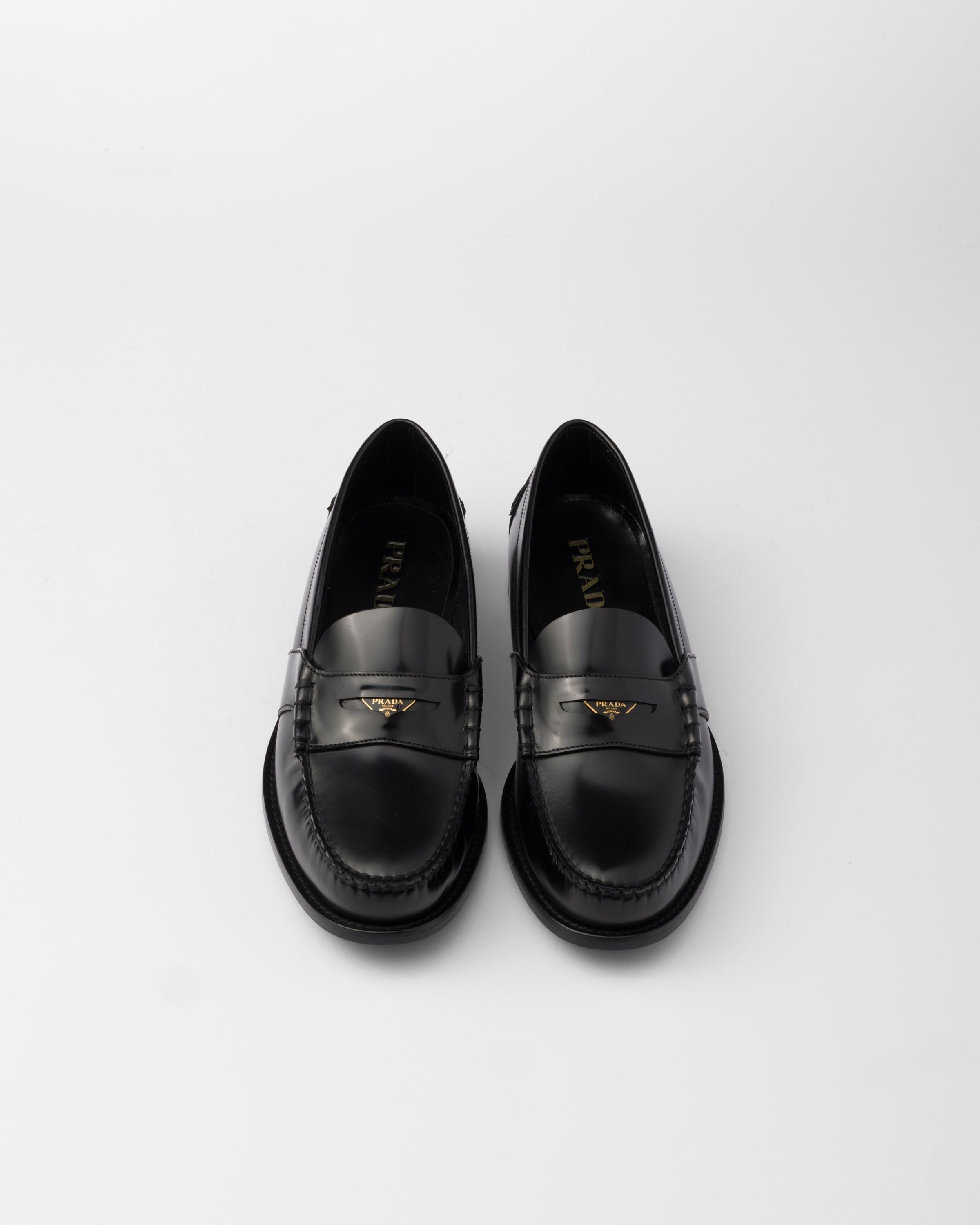 Prada o1bcso1str1025 Spazzolato Brushed Leather Loafers in Black Size US 8 / EU 41 - 3 Thumbnail