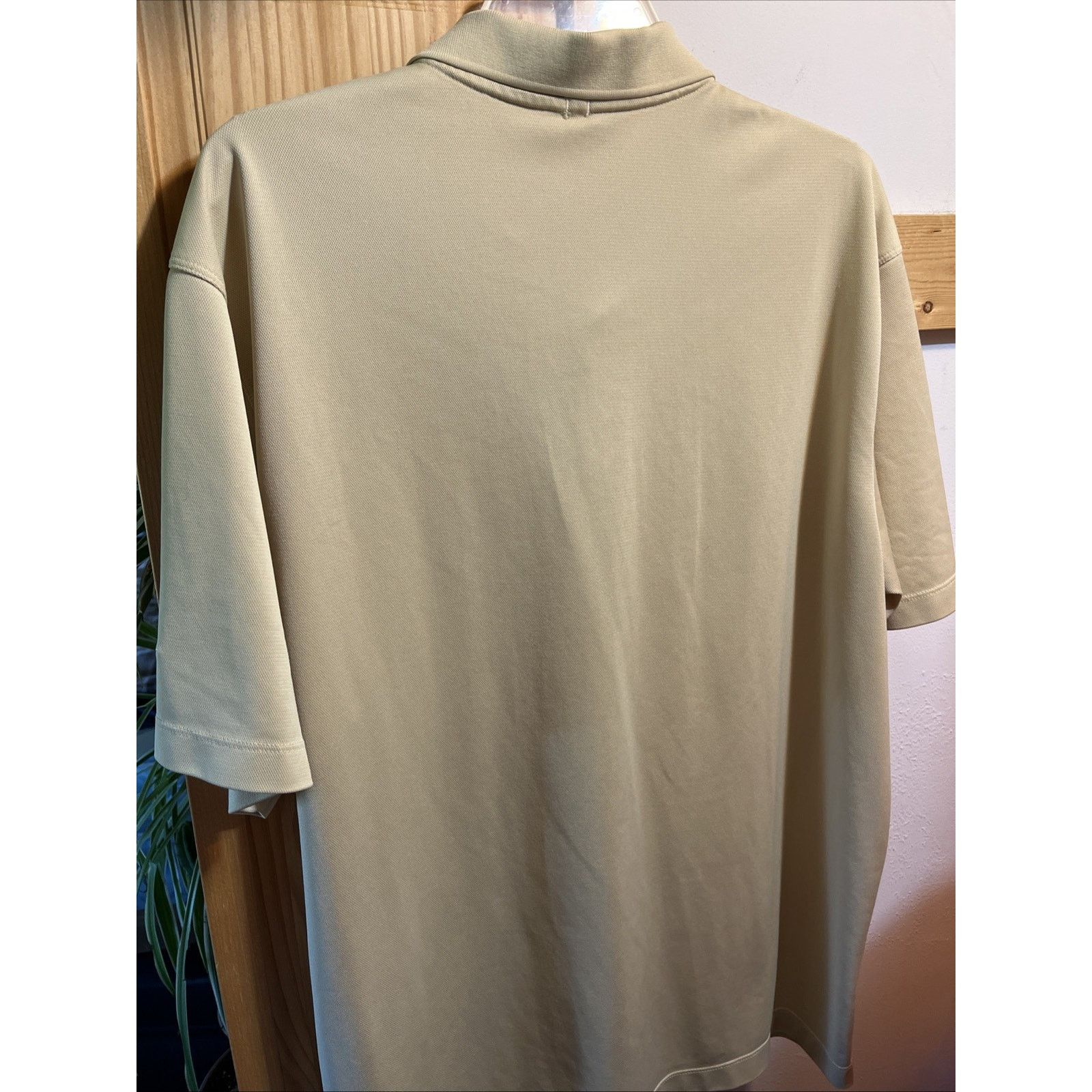 Nike Nike Golf Dri Fit Men XL Gold SS Button Polyester Polo Shirt Size US XL / EU 56 / 4 - 9 Thumbnail