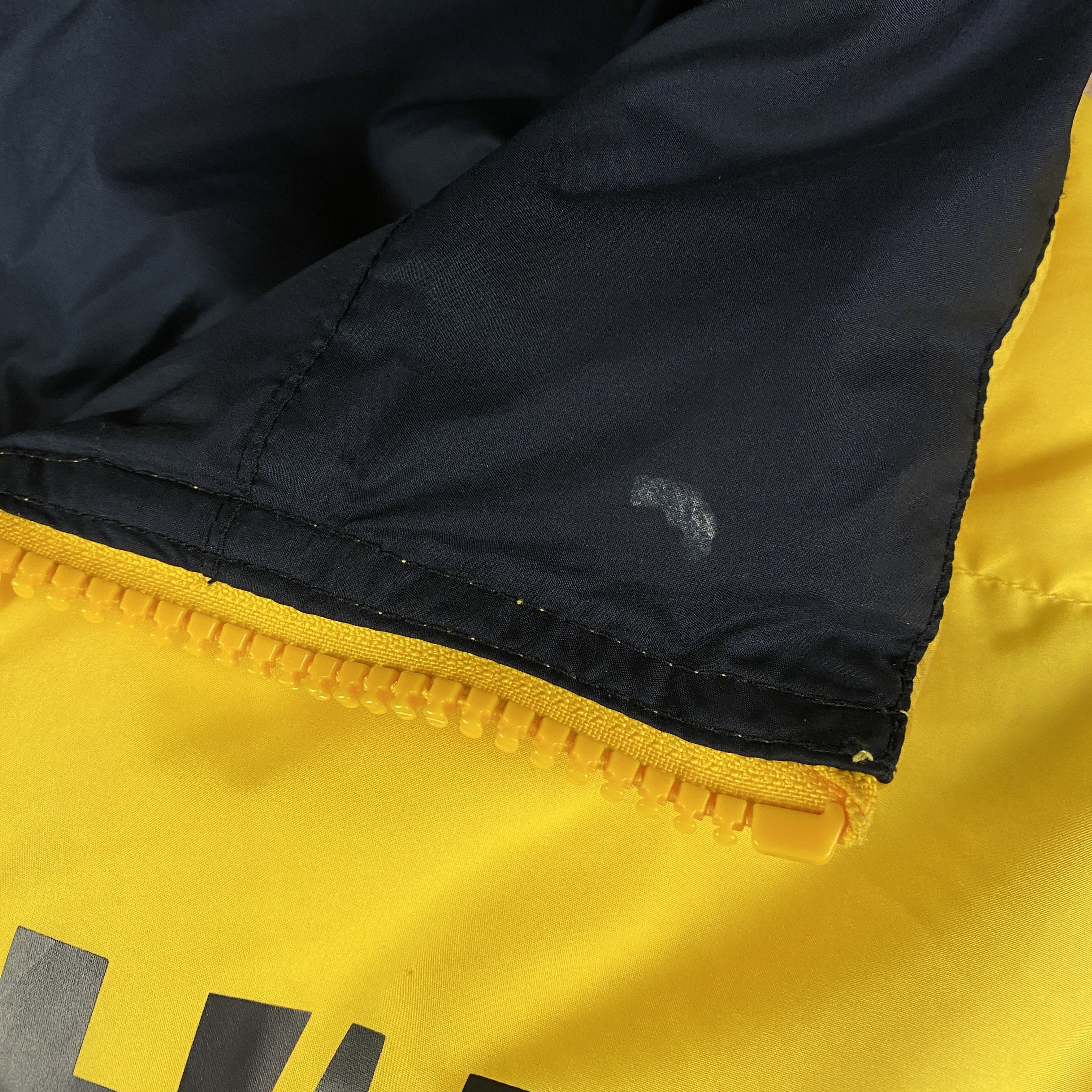 Helly Hansen Mens Reversible Puffer Jacket Helly Hanson Vintage Size S Size US S / EU 44-46 / 1 - 7 Thumbnail
