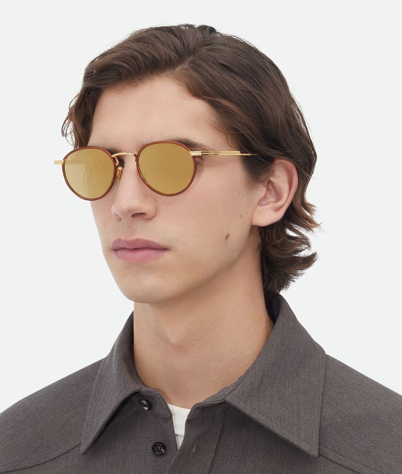 Bottega Veneta o1w1db10126 Size: OS / Classic Panthos Sunglasses in Gold Size ONE SIZE - 2 Thumbnail