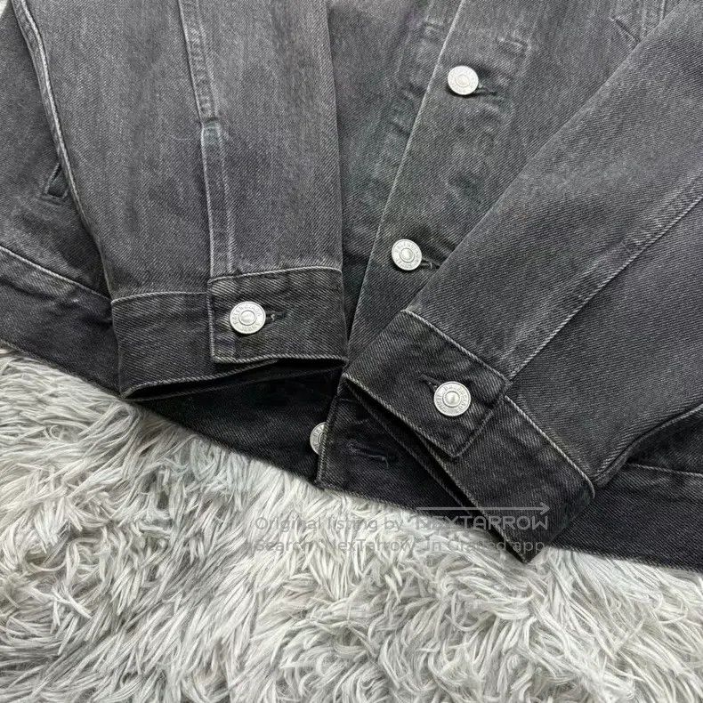 Balenciaga Balenciaga Embroidered Chest Letter Denim Jacket Size US S / EU 44-46 / 1 - 6 Thumbnail