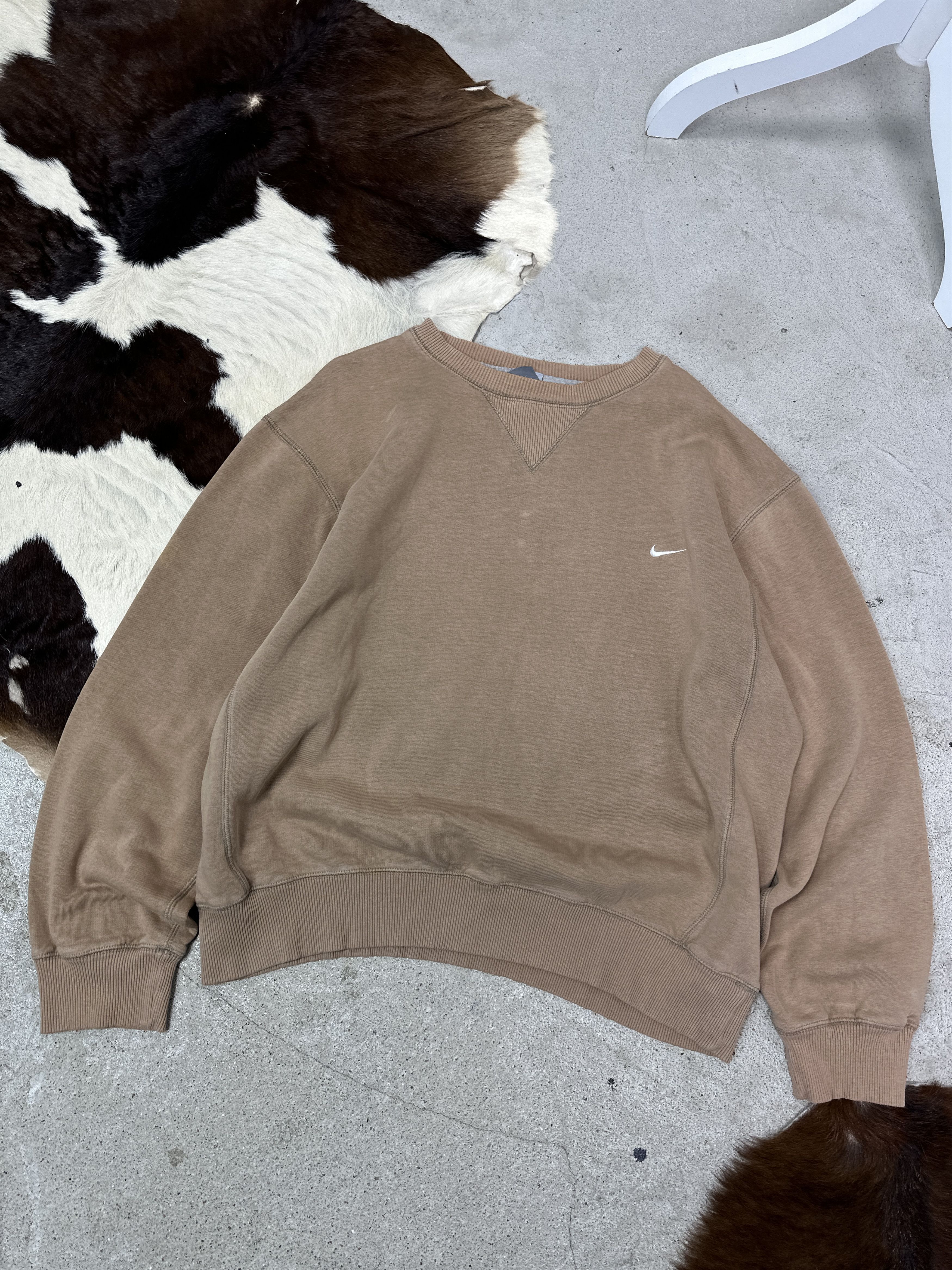 Nike Vintage Streetwear Sporty Boxy Nike Sweatshirt Y2K Size US L / EU 52-54 / 3 - 1 Thumbnail