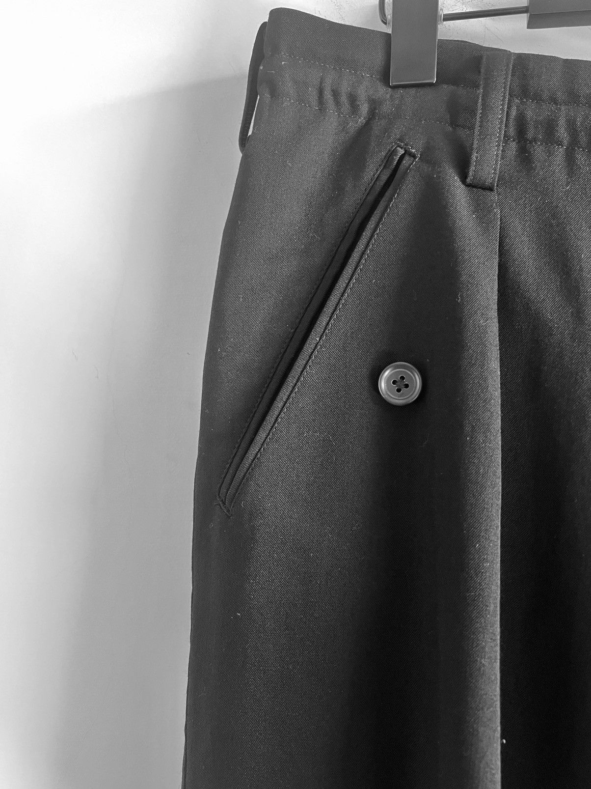 Yohji Yamamoto Yohji Yamamoto Pour Homme - W/GABARDINE FRONT TUCK PANTS Size US 30 / EU 46 - 4 Thumbnail