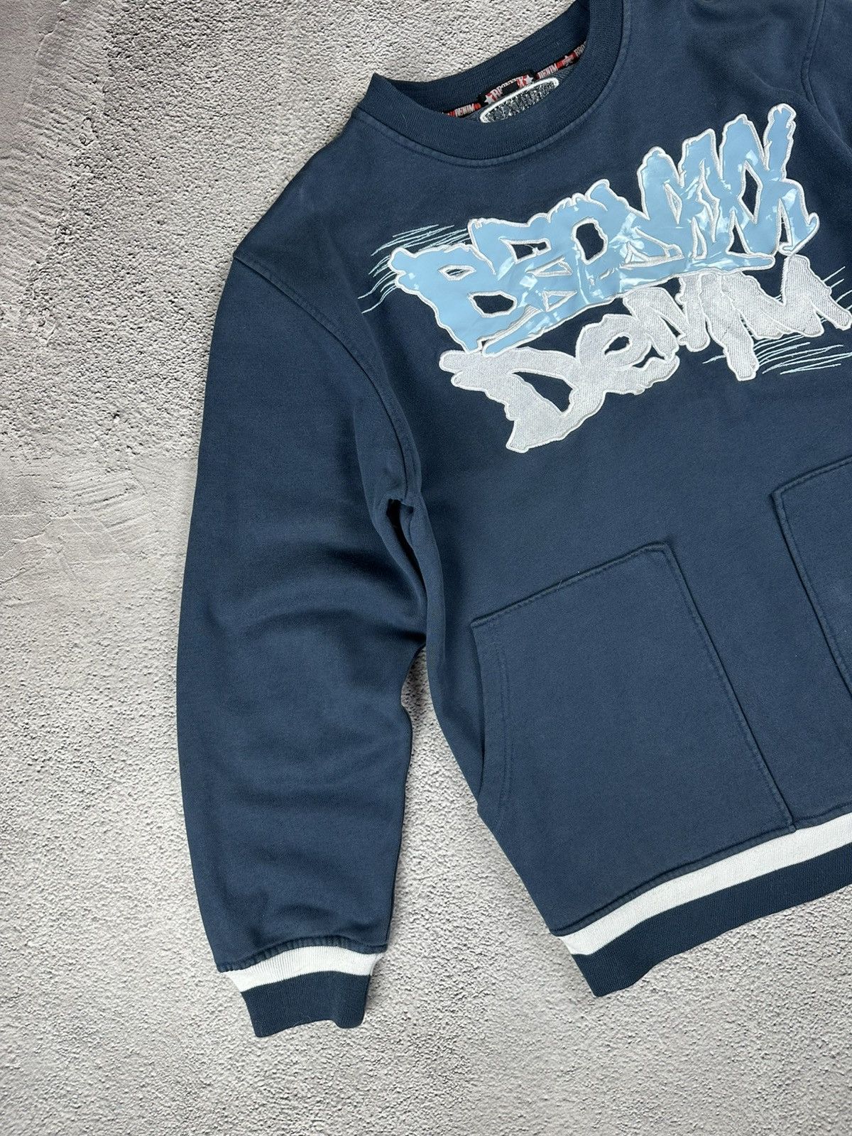 Japanese Brand BPMW Denim Graffiti Sweatshirt Navy Vintage Y2K Faded SK8 Size US XL / EU 56 / 4 - 4 Thumbnail