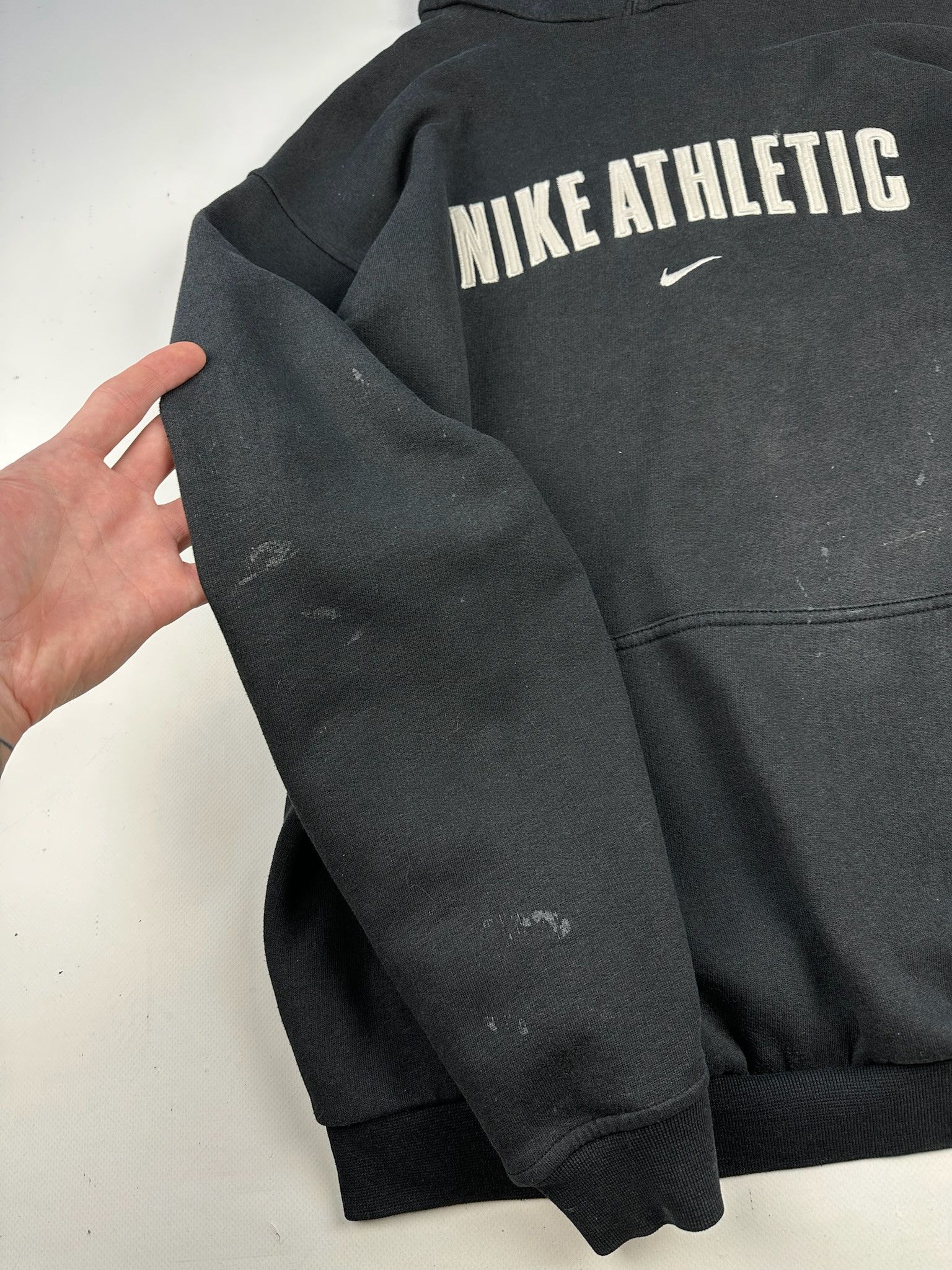 Nike Vintage Nike Athletic Hoodie big logo Centr swoosh size L Size US L / EU 52-54 / 3 - 7 Thumbnail