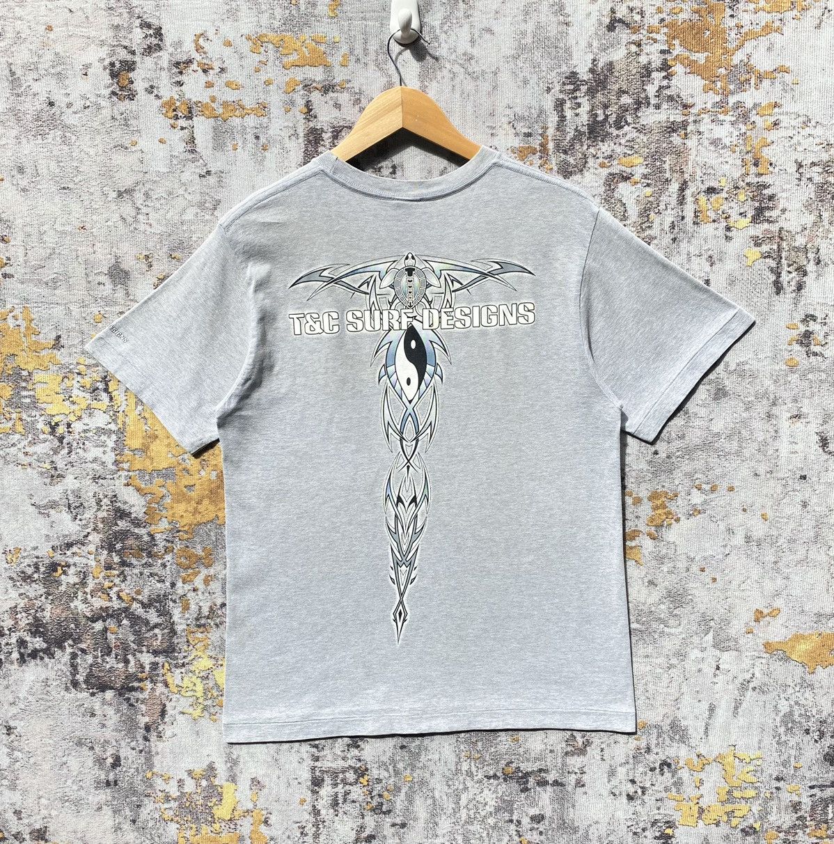 Vintage Vintage T&C Surf Designs Hawaii Tee T&C Surf Thrashed Faded Size US M / EU 48-50 / 2 - 1 Thumbnail