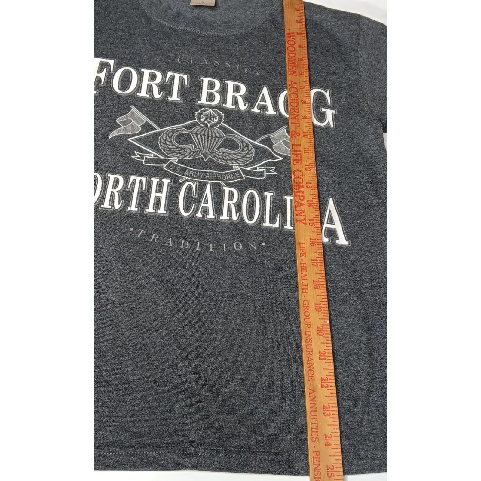Soffe VINTAGE Soffe Military T-Shirt Men Small Fort Bragg North Carolina US Army Airborne Graphic Cotton Size US S / EU 44-46 / 1 - 5 Thumbnail