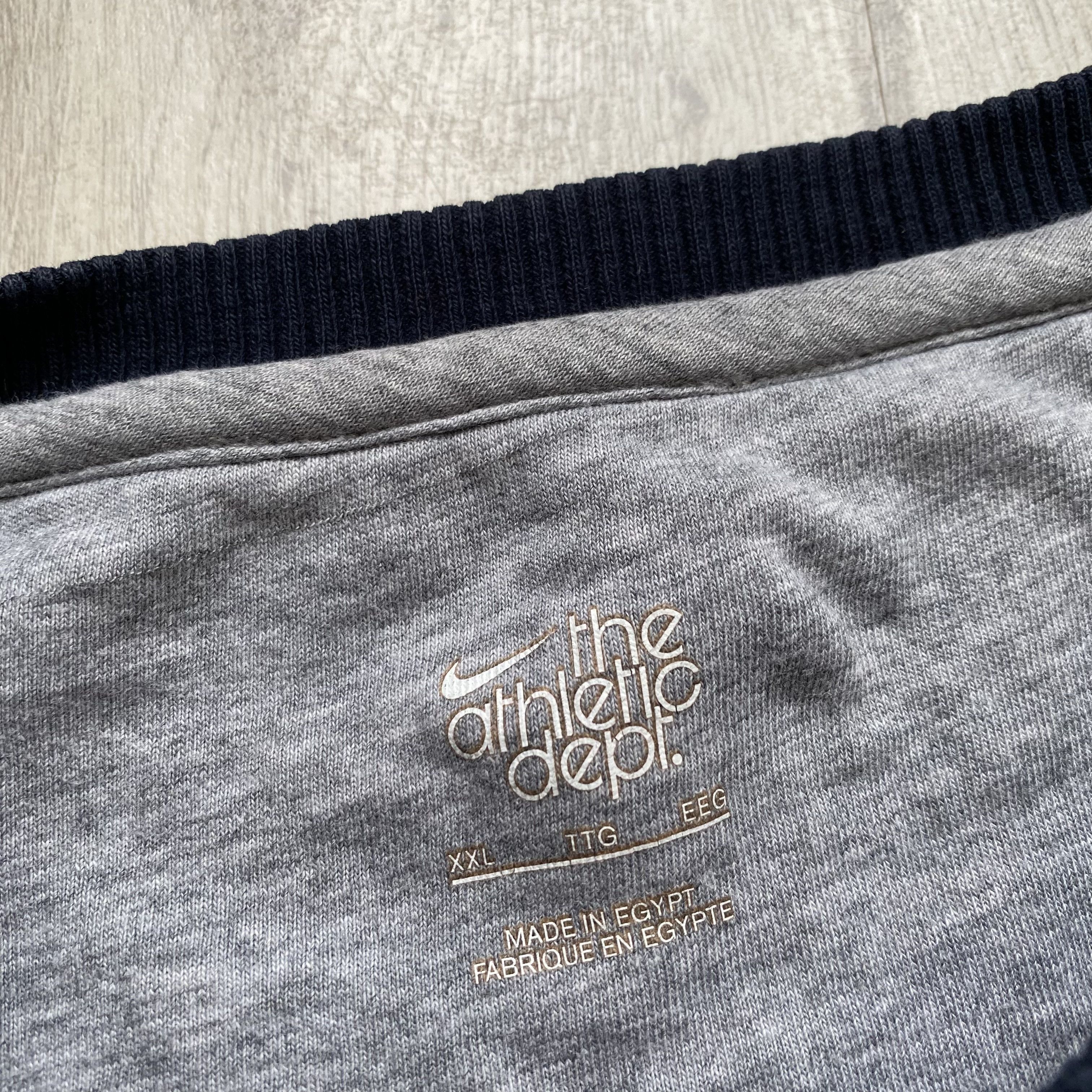 Nike Vintage Nike Boxy Sweatshirt Crewneck Silver tag Y2K USA Size US XXL / EU 58 / 5 - 7 Thumbnail