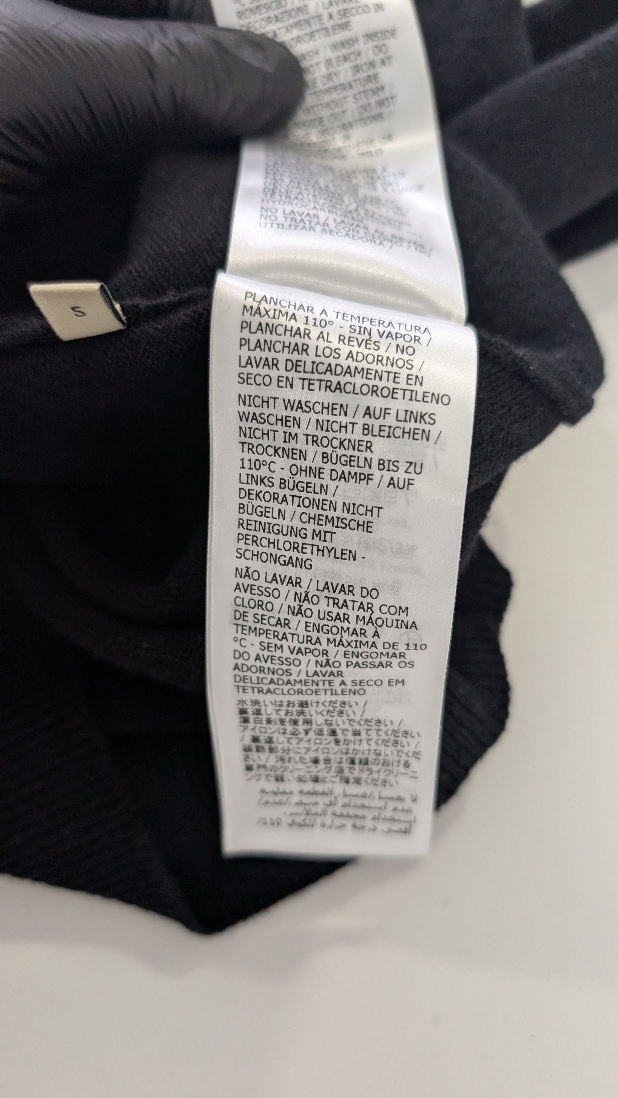 Gucci Gucci Logo Sleeve Patch Cashmere Sweater - Black - Size S Size US S / EU 44-46 / 1 - 13 Thumbnail