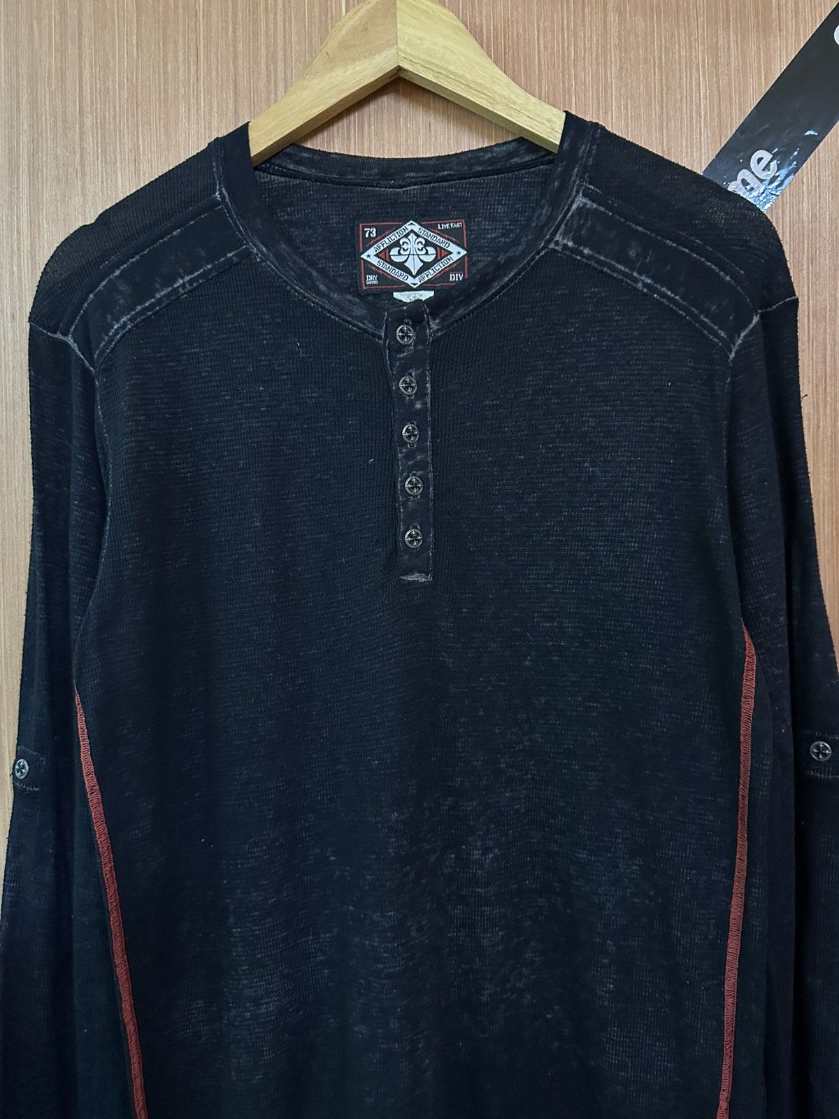 Affliction Authentic Affliction mesh cross ls tshirt Size US M / EU 48-50 / 2 - 3 Thumbnail