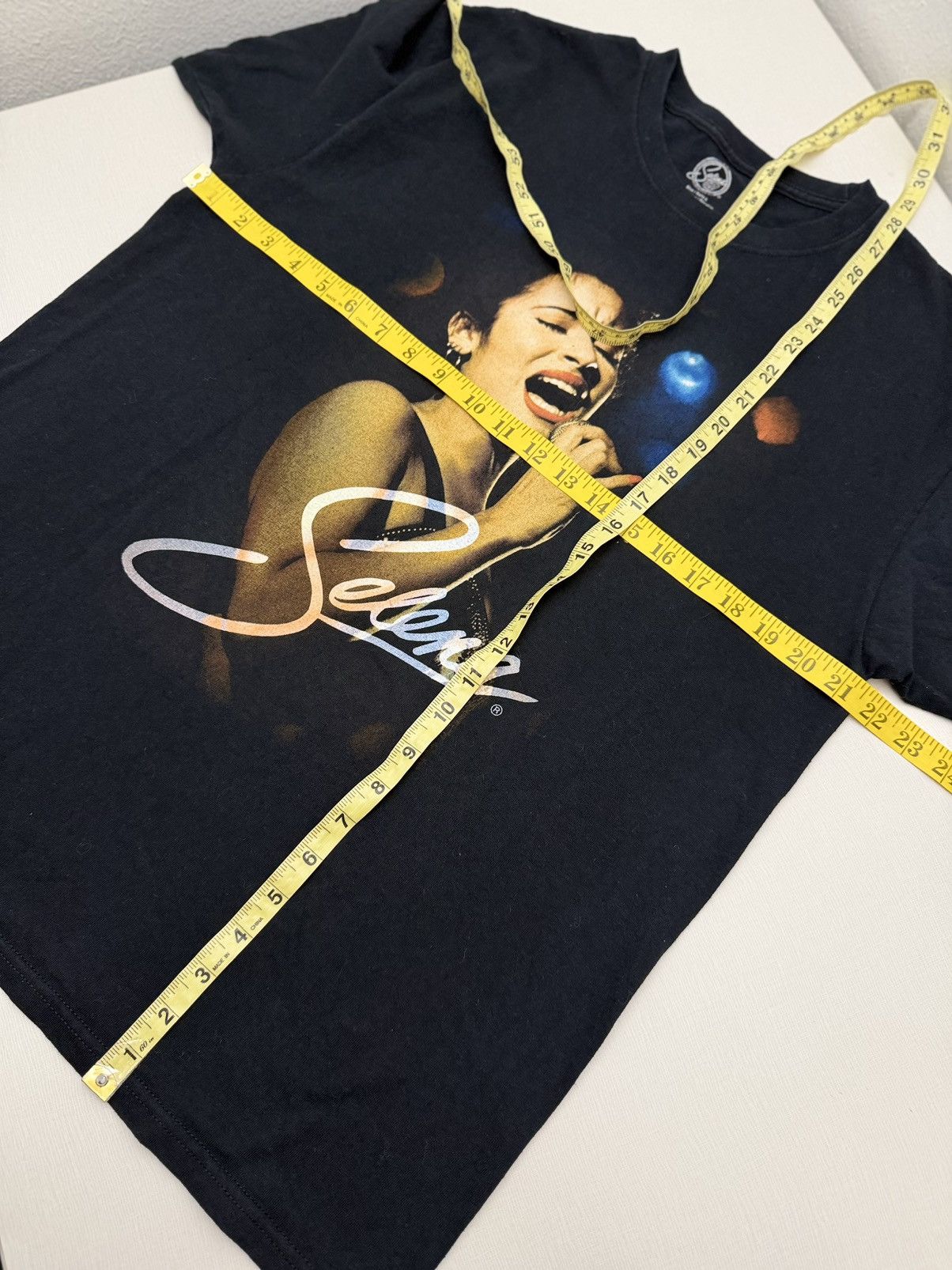 Rap Tees Selena Quintanilla Graphic T Shirt Official Merch Size Large Size US L / EU 52-54 / 3 - 4 Thumbnail